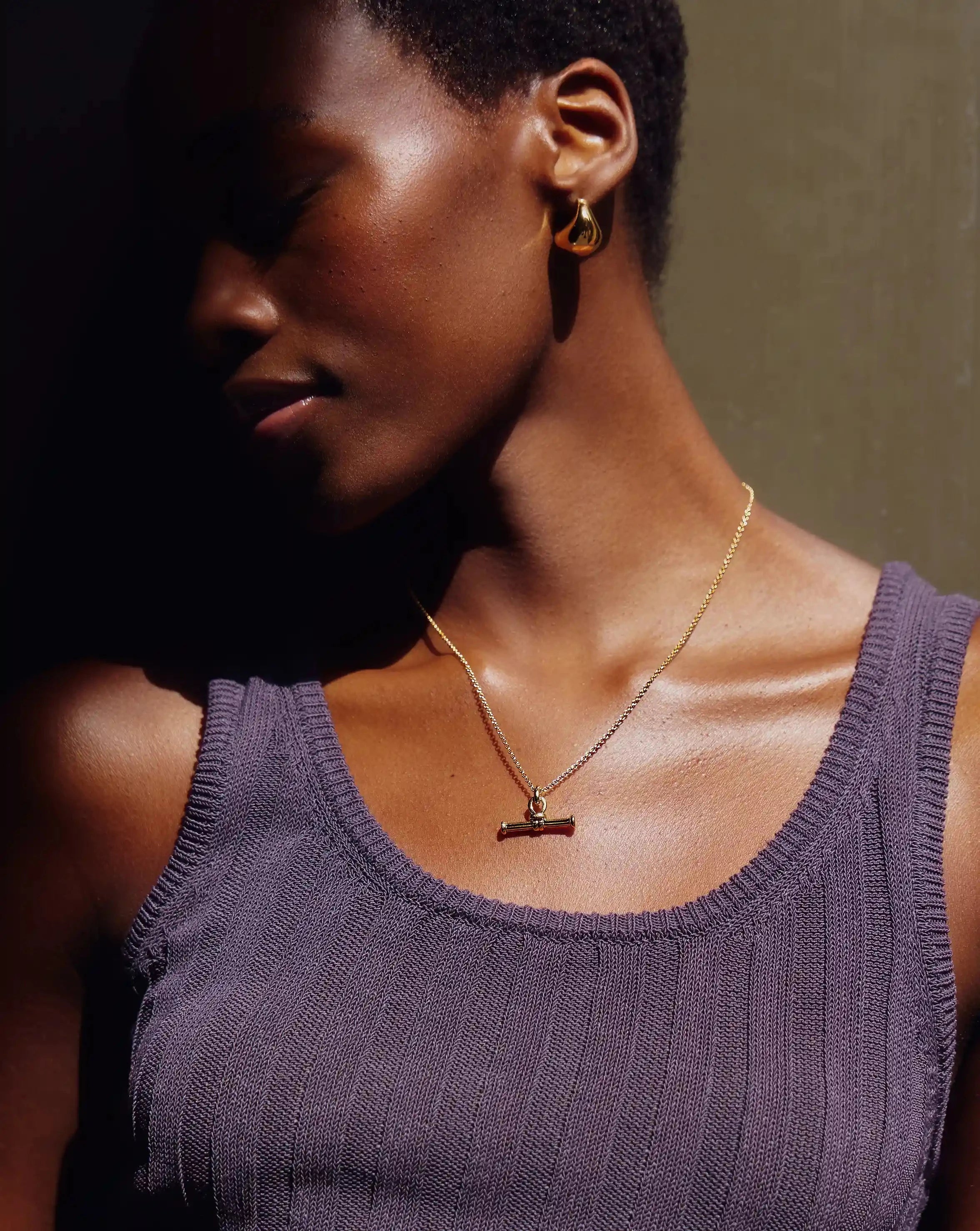 Ridge T Bar Chain Necklace - 18K Gold Plated Women's Jewelry for Everyday Wear & Special Occasions