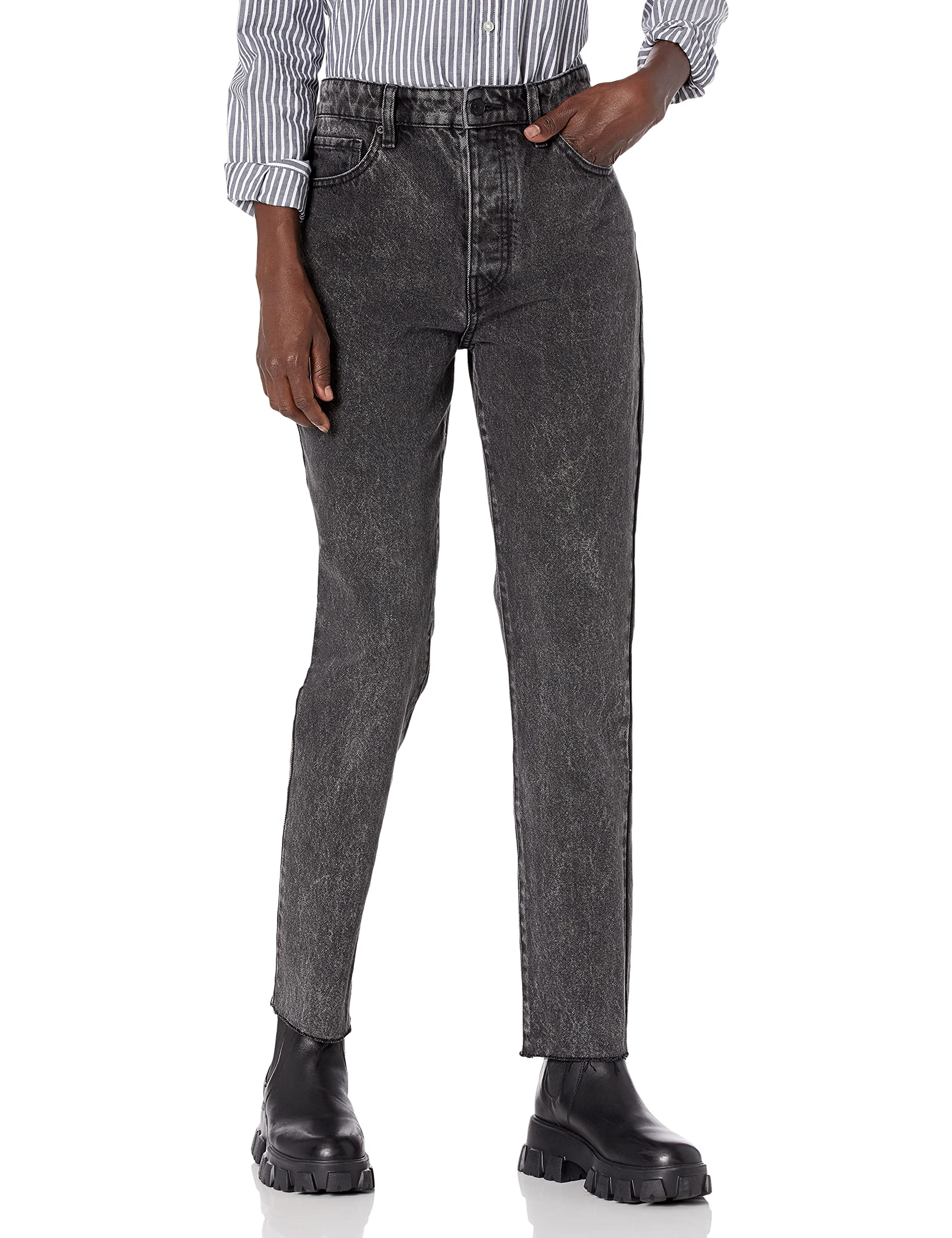 Armani Exchange Women's 5-Pocket Carrot Fit Dark Washed Denim Jeans | Slim Tapered Leg for Casual & Office Wear