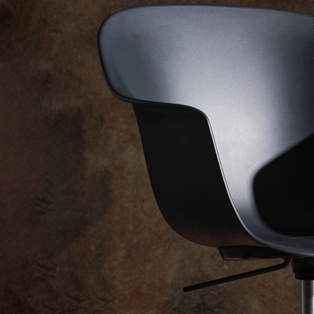 Bat Meeting Chair with 4-Star Base & Casters - Height Adjustable Office Chair for Conference Rooms, Home Offices & Workstations