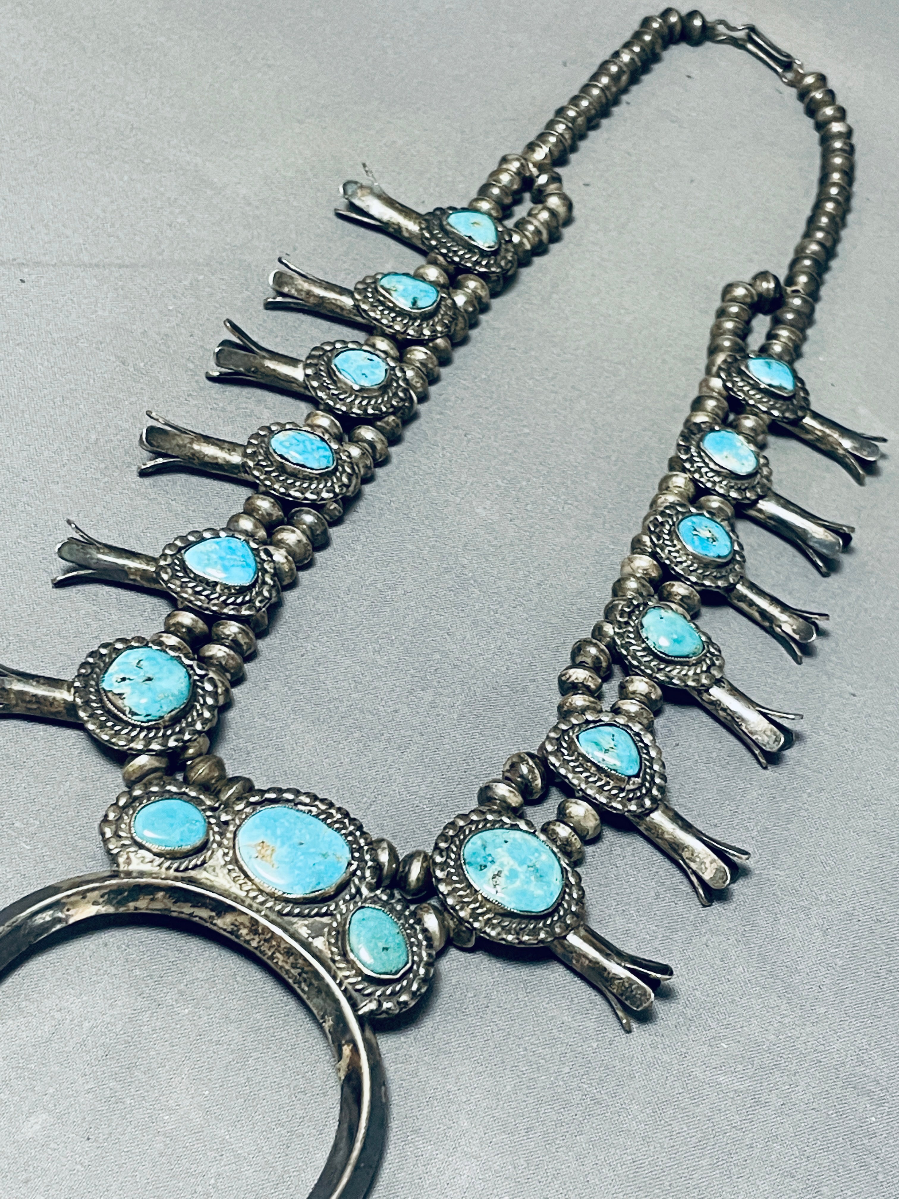 200g Vintage Native American Navajo Turquoise Sterling Silver Squash Blossom Necklace - Handmade Southwest Jewelry for Women, Boho Chic Accessory for Weddings & Special Occasions