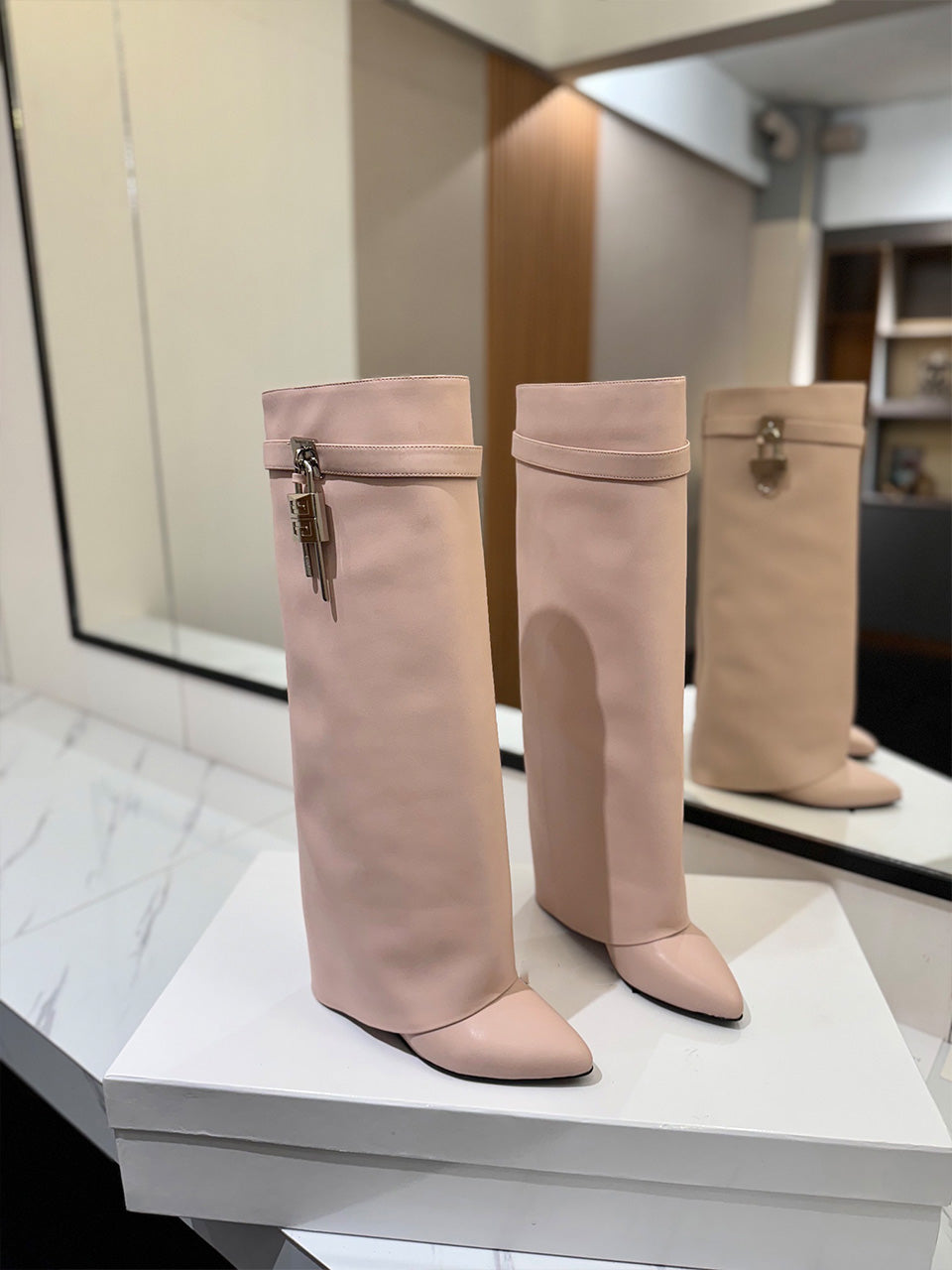 Stylish Women's Long Silver Boots with Lock Detail - Perfect for Winter Fashion & Outdoor Adventures