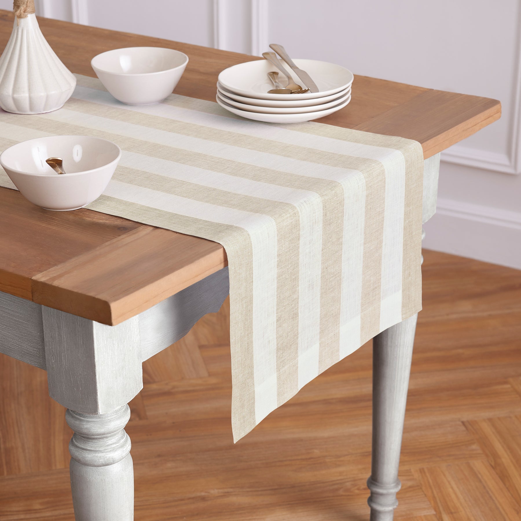 Stylish Cabana Stripe Table Runner - 18 Inch Wide Cotton Decorative Dining Table Cover for Summer Parties & Outdoor Events