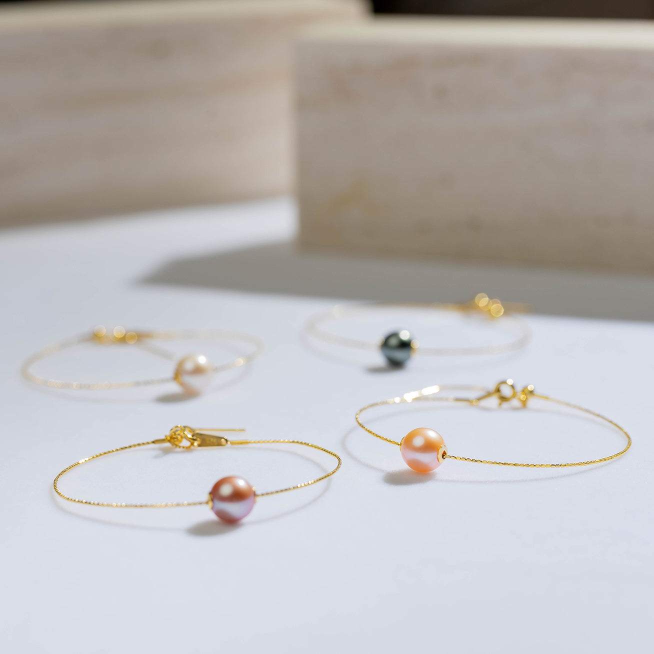 18K Gold Interchangeable 9-10MM Pearl Bracelet | Elegant Pearl Jewelry for Women | Perfect for Weddings, Parties & Special Occasions | KB00004