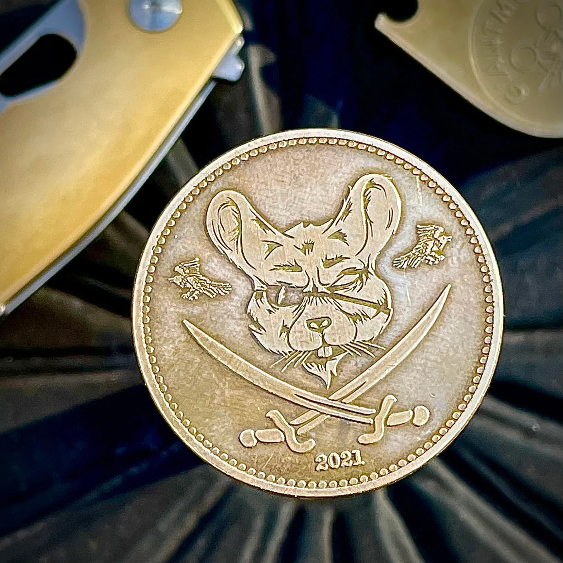 GiantMouse 5 Year Anniversary Limited Edition Collectible Coin - Commemorative Gift for Knife Enthusiasts & EDC Collectors - Perfect for Display, Gifting, and Special Occasions