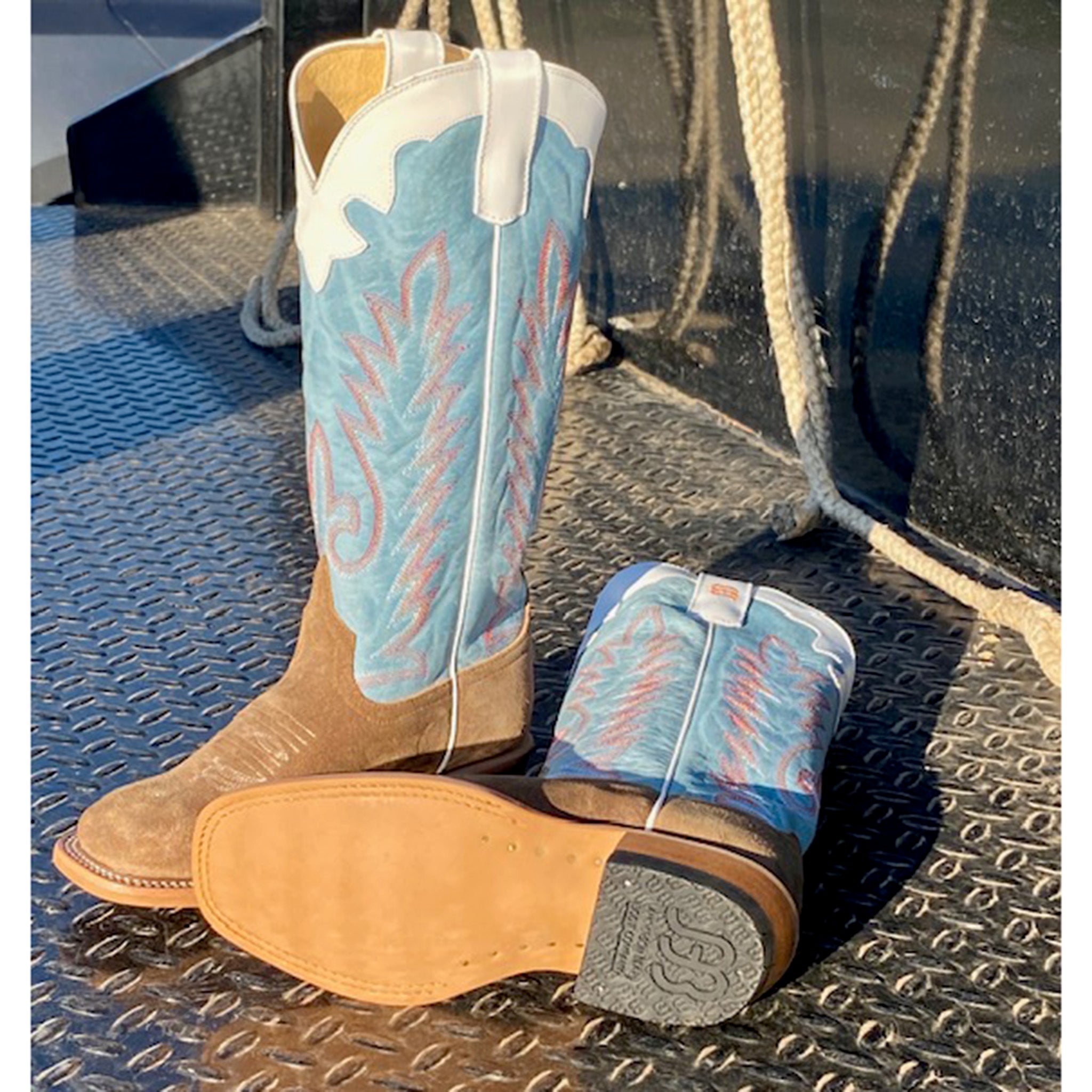 Anderson Bean Kids Coyote Sand Boots - Durable & Comfortable Western Boots for Boys & Girls - Perfect for Rodeo, Horseback Riding & Outdoor Adventures