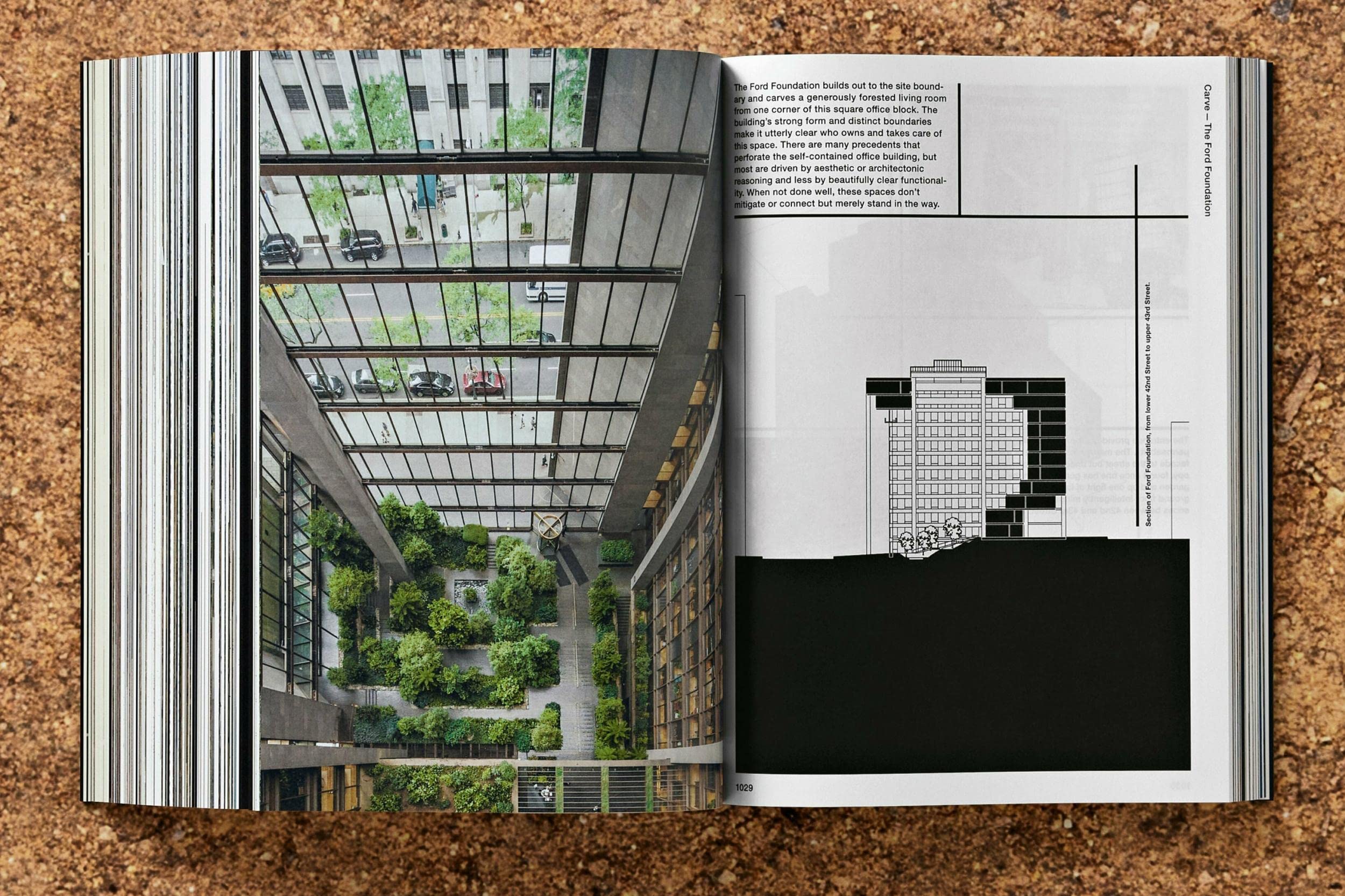 Bjarne Mastenbroek Dig It! Building Bound to the Ground - Architecture Book on Earth-Inspired Design for Home & Office Decor