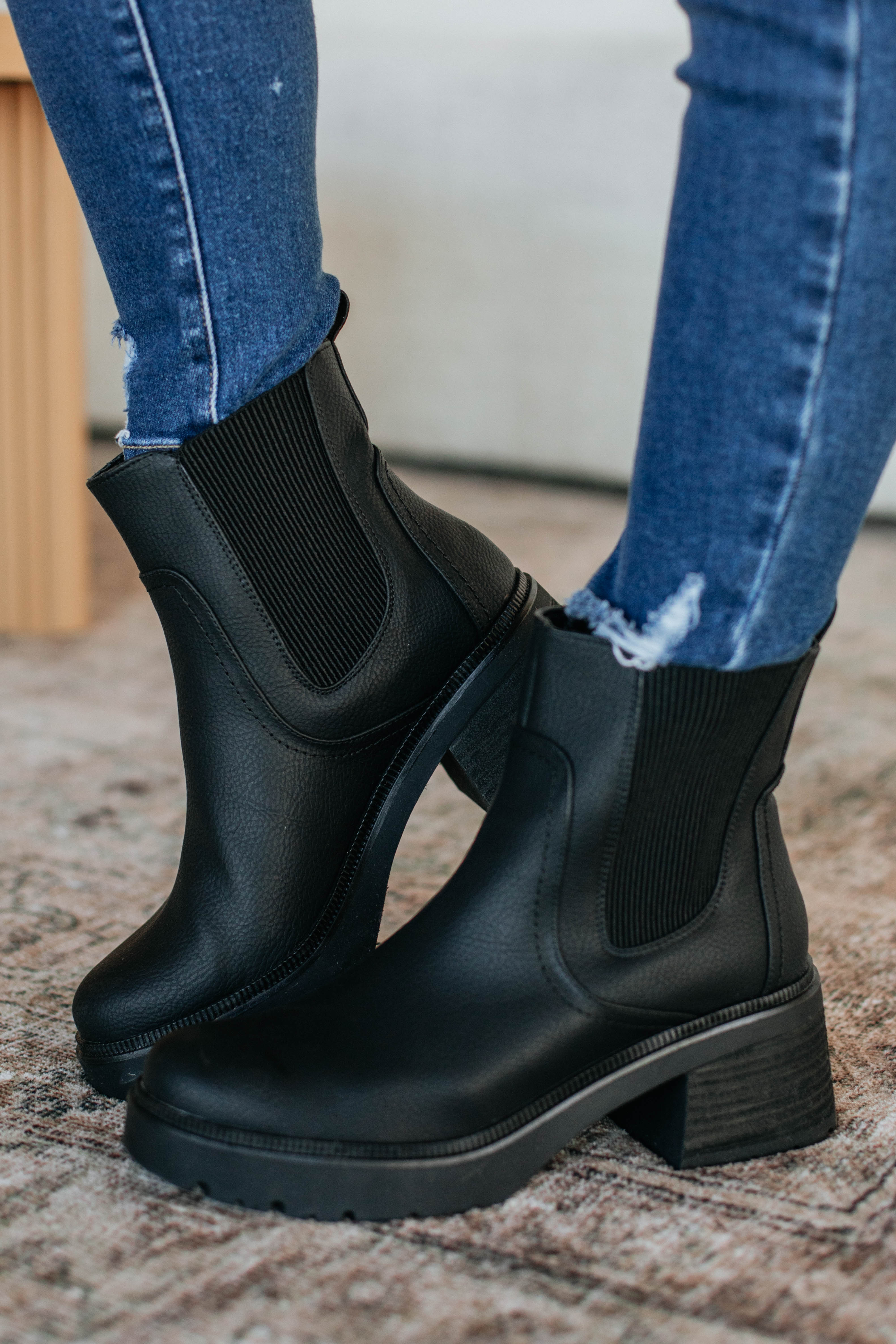 Making My Choice Black Boots - Stylish & Comfortable Footwear for Women | Perfect for Casual Outfits, Work & Outdoor Adventures