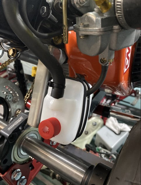 STILETTO LO206 Overflow Bottle & Bracket Kit | Briggs Racing Oil Catch Can Set | Perfect for Karting & Small Engine Applications