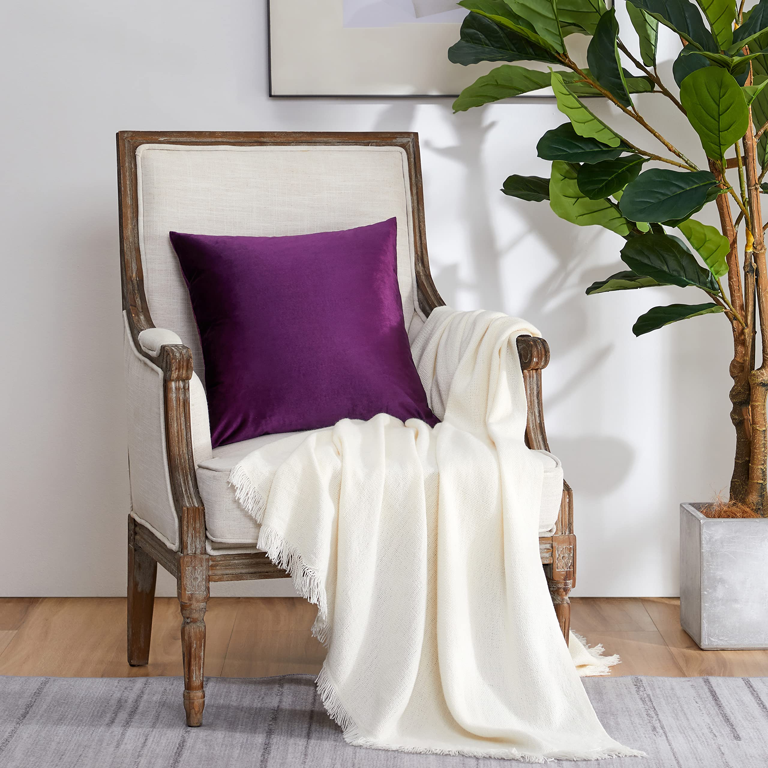 GIGIZAZA 24x24 Inch Velvet Throw Pillow Covers Set of 2 - Soft Purple Sofa Cushion Covers for Living Room Decor, Bedroom & Dorm Styling