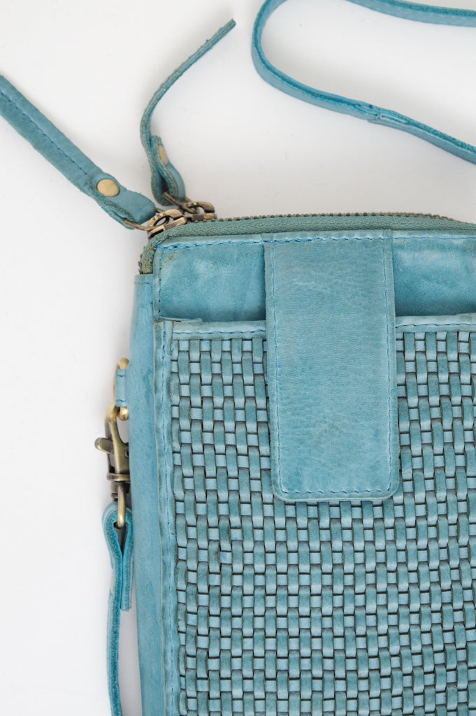 Stylish Denim & Leather Handbag for Women - Trendy Crossbody Purse with 500 Capacity - Perfect for Work, Travel & Everyday Use
