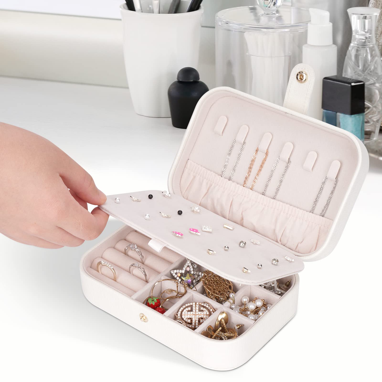Elegant Travel Jewelry Box for Women - Portable Jewelry Organizer with Necklace, Ring & Earring Storage - Perfect Gift for Girls - Compact White Jewelry Case - Ideal for Travel, Home & Office Use