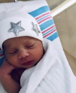 Gifted Baby NY Glitter Stars Newborn Hospital Hat for Photography - Perfect for Baby Shower, First Photos & Special Occasions