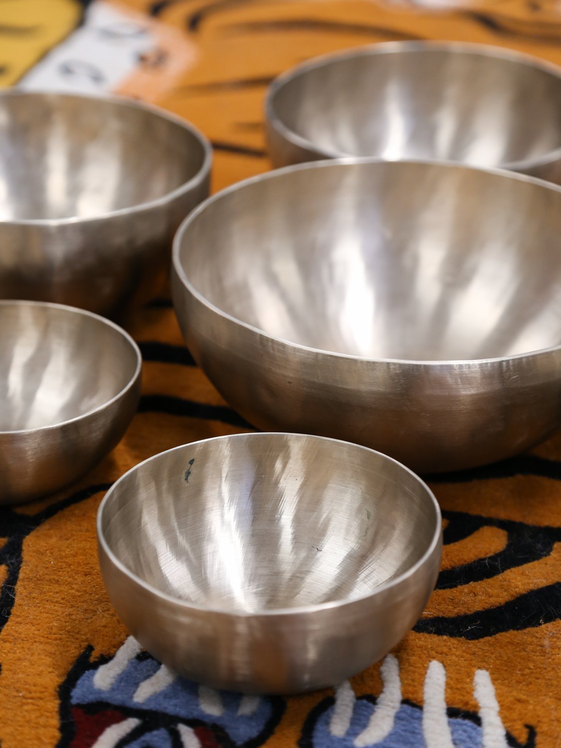 Handmade 7-Piece Singing Bowl Set for Meditation, Yoga & Relaxation - Perfect for Mindfulness, Sound Therapy & Home Decor