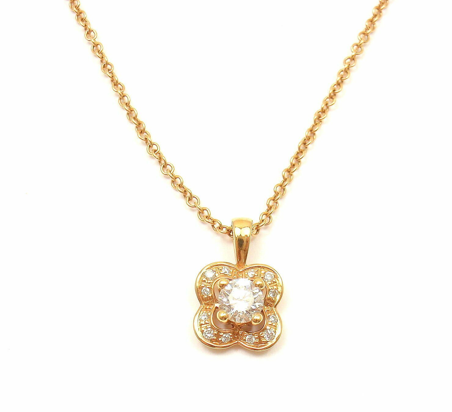 18K Rose Gold Diamond Flower Pendant Necklace for Women | Luxury Jewelry Gift for Anniversary, Valentine's Day & Special Occasions | Elegant Floral Design for Party, Wedding & Evening Wear