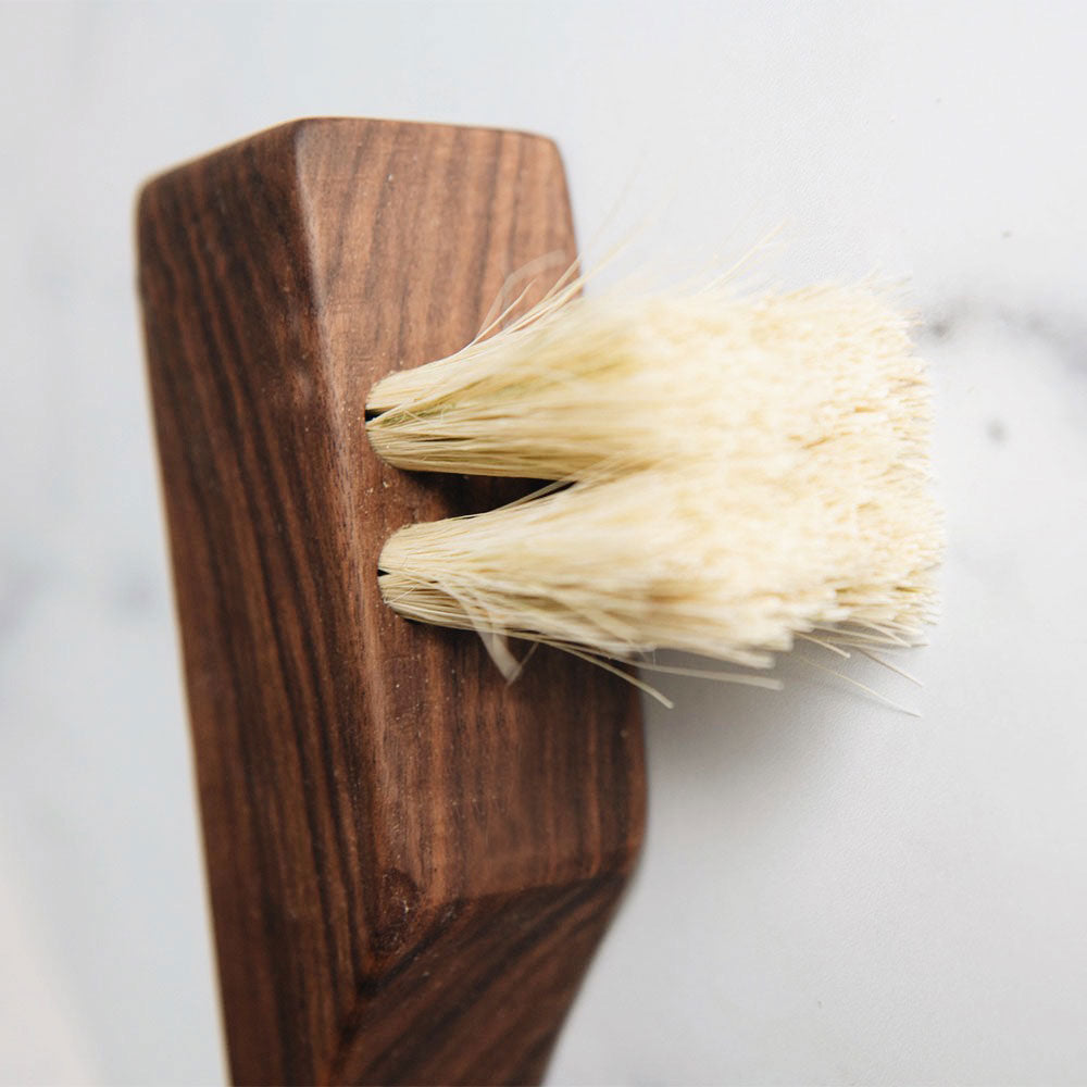 Premium Medium Wooden Counter Brush No. MT0997 - Natural Wood Handle for Kitchen, Bar & Restaurant Cleaning - Ideal for Countertops, Tables & Hard Surfaces