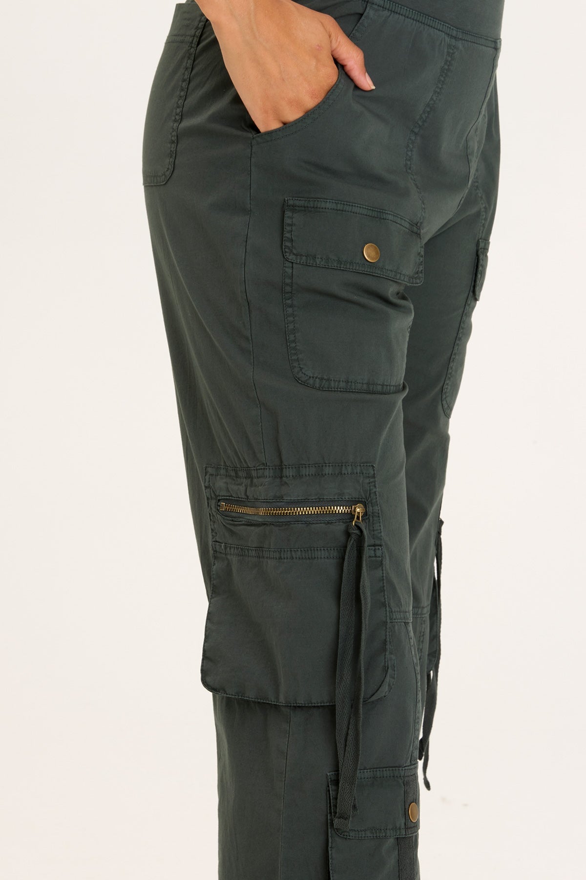 Stylish Poplin Chaucer Pants for Men - Comfortable & Breathable Casual Trousers for Office, Travel & Everyday Wear