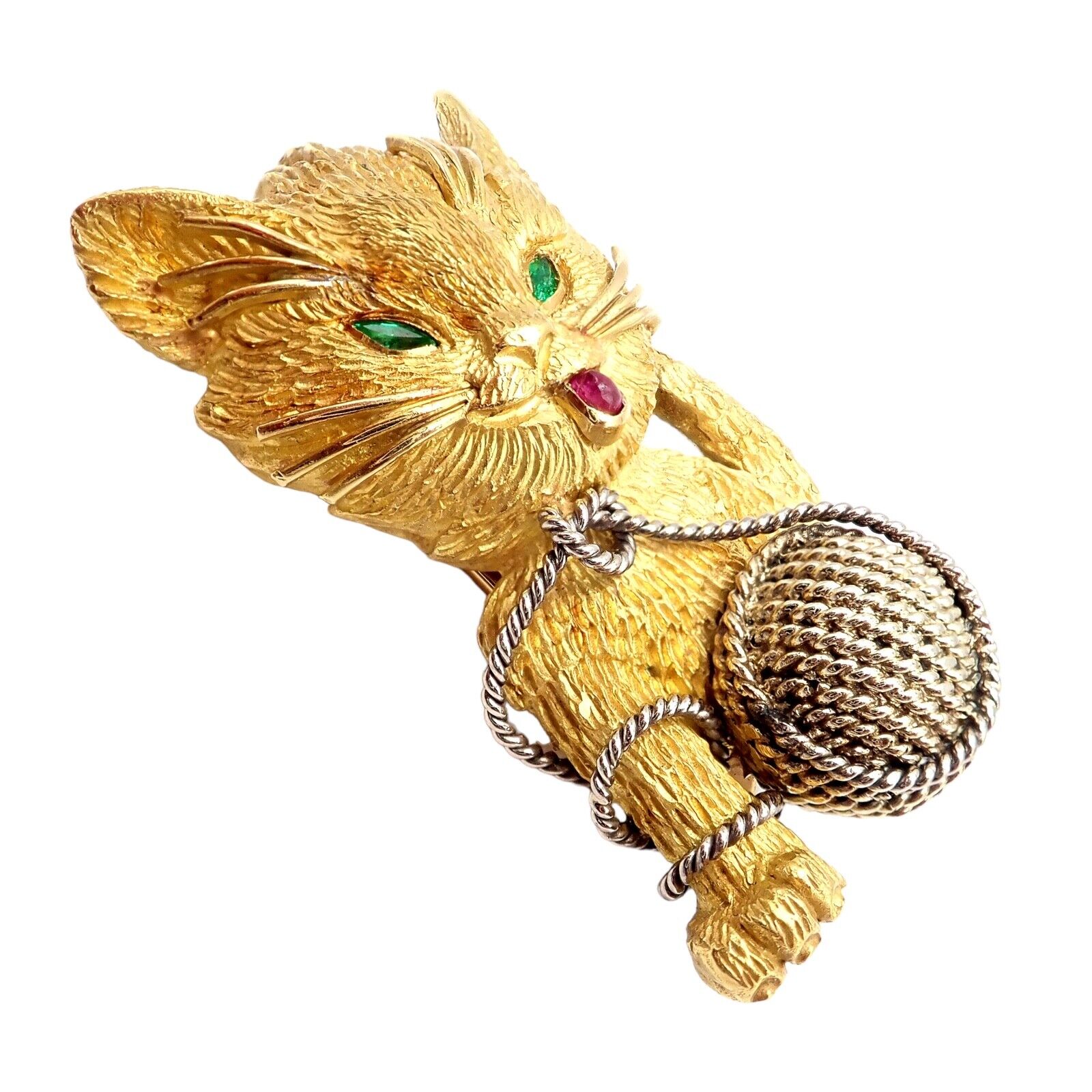 Vintage Tiffany & Co. France 20k Yellow Gold Ruby Emerald Cat Brooch Pin - Elegant Collectible Jewelry for Special Occasions & Gift Giving