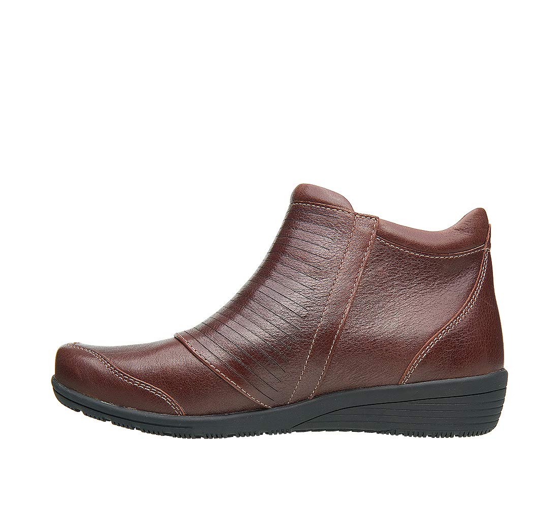 Taos Footwear Women's Habit Boot - Comfortable & Stylish Ankle Boots for Walking, Travel & Everyday Wear | Water-Resistant & Cushioned Support