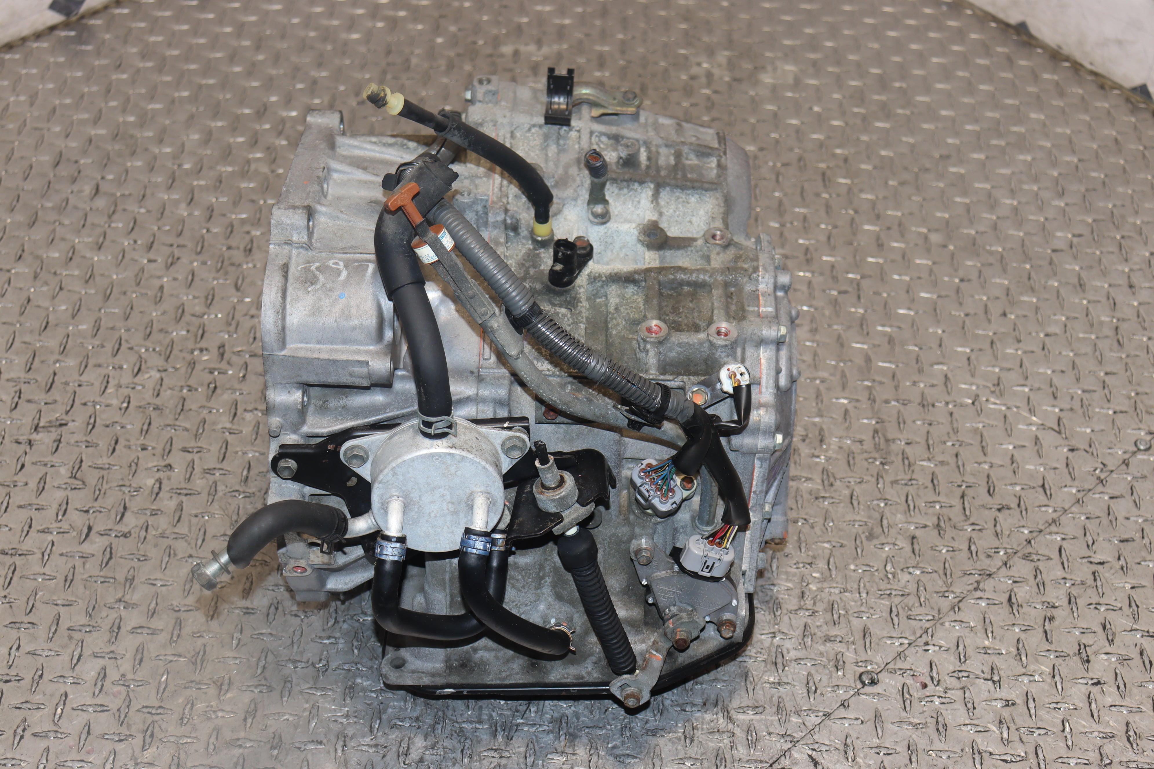 JDM 2AZ-FE Automatic Transmission for Toyota RAV4 2.4L 2004-2008 - Replacement Transmission for Smooth Shifting & Reliable Performance - Perfect for Off-Roading, Daily Commuting & Long Road Trips