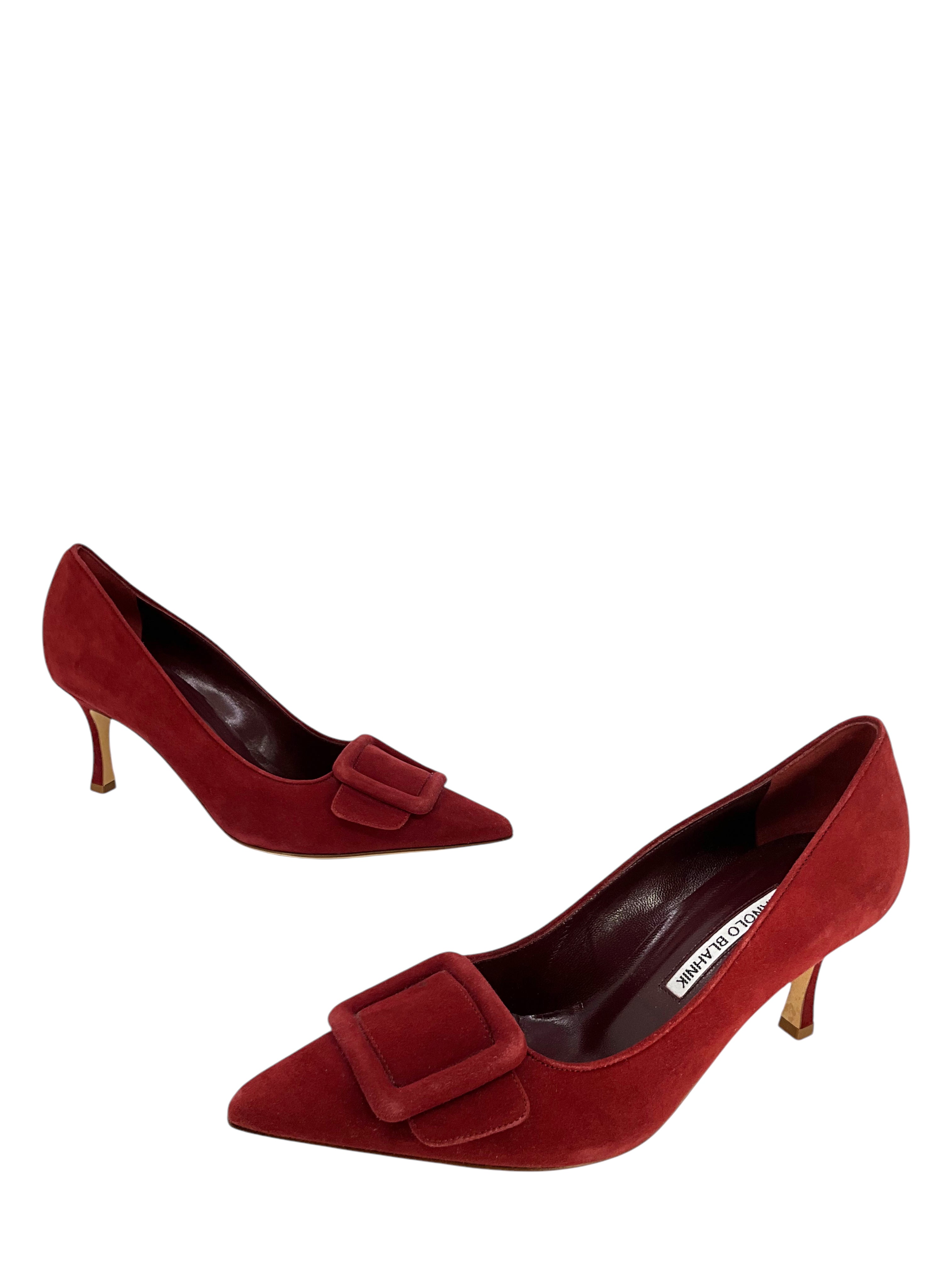 Manolo Blahnik Suede Buckle Pumps Women's Size 7.5 - Elegant High Heel Dress Shoes for Wedding, Party & Office Wear