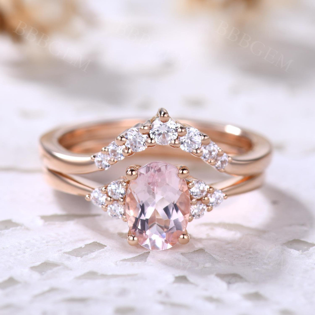 1 Carat Oval Morganite Engagement Ring Set with Curved Diamond Accents & Moissanite Side Stones - Perfect for Bridal, Wedding, and Anniversary Gifts
