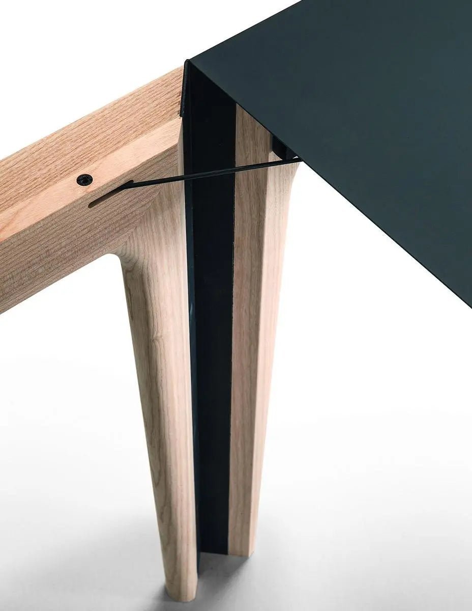 Bross Extendable Dining Table - Expandable Wooden Table for Small Spaces | Perfect for Family Gatherings & Dinner Parties