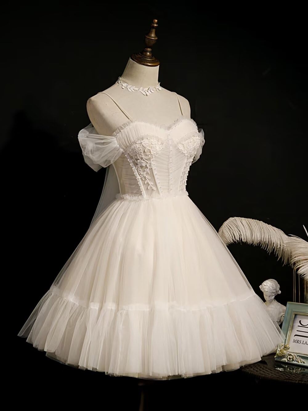 Elegant Short Tulle Homecoming Dresses for Teens - Lace & Beaded Mini Prom Cocktail Dresses - Perfect for School Dances, Parties & Special Occasions