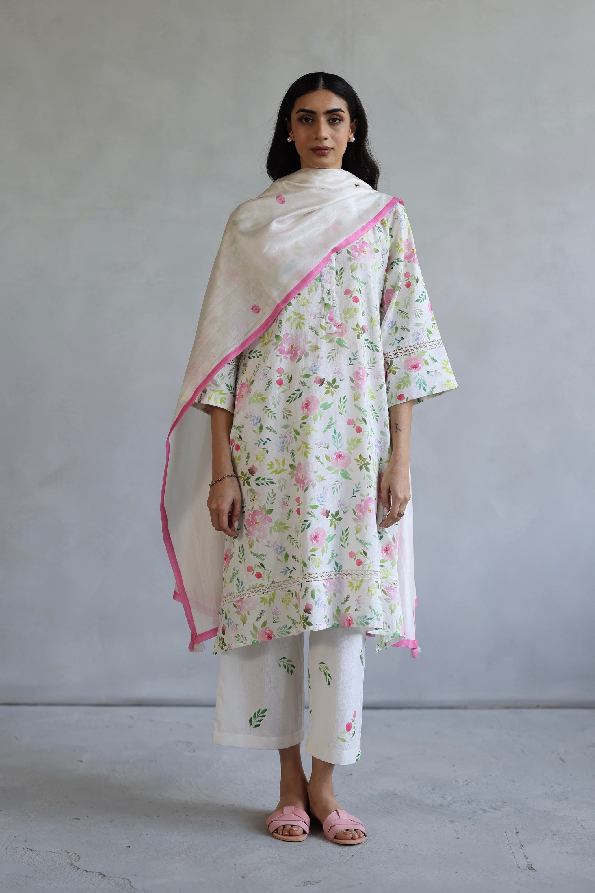 Stylish Hyacinth Kurta Set for Women - Comfortable & Elegant Indian Ethnic Wear - Perfect for Festivals, Weddings & Casual Outings