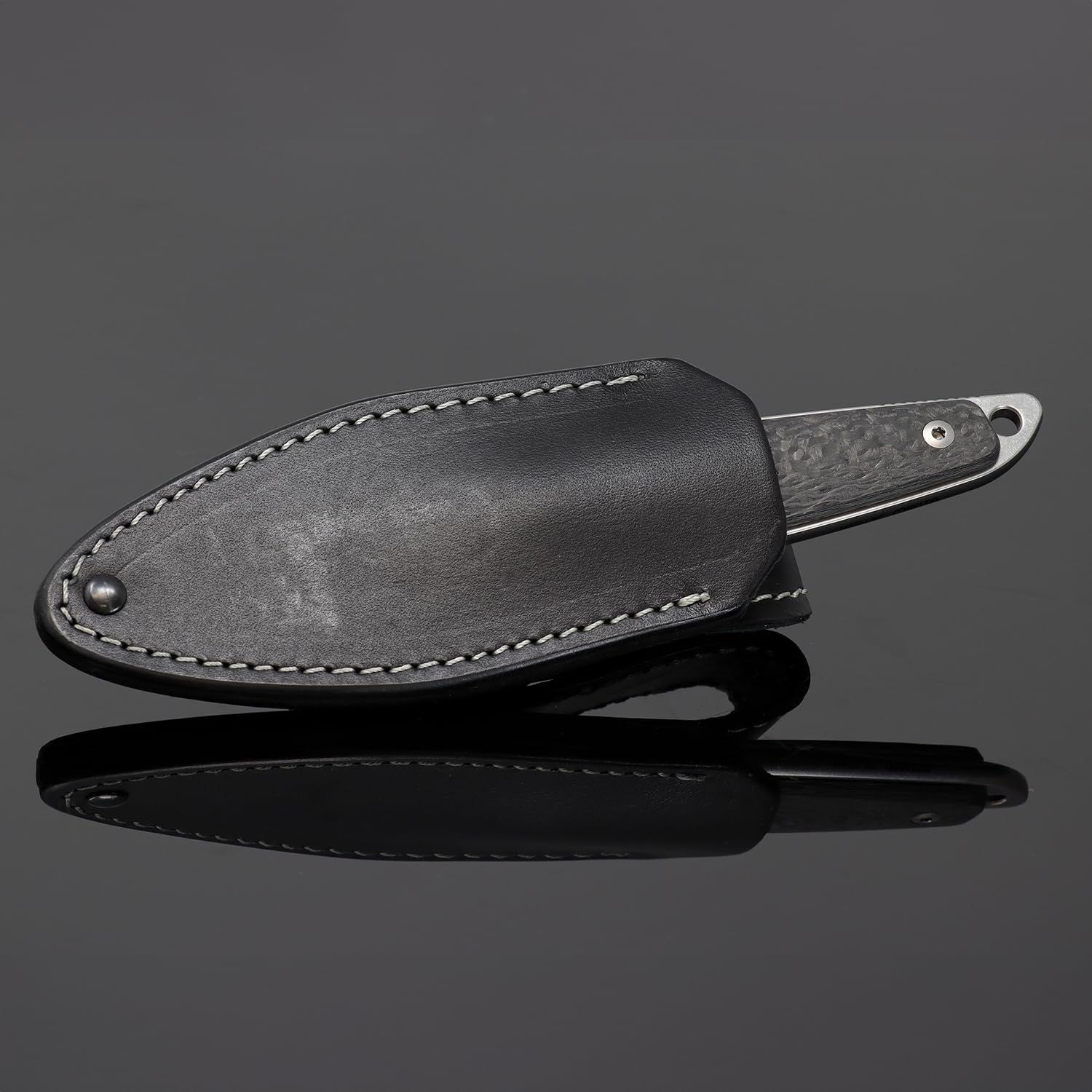 MAKRO 2 Sheepsfoot Fixed Blade Knife - Premium M390 Super Steel, Full Tang Design by Jesper Voxnaes, Italian Crafted with Carbon Fiber Handle & Leather Sheath | Perfect for Outdoor Survival, Hunting, Camping and Everyday Carry (EDC)