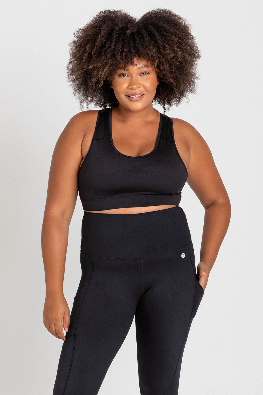 Black Training Move Crop Top - Women's Workout Shirt for Yoga, Running & Gym