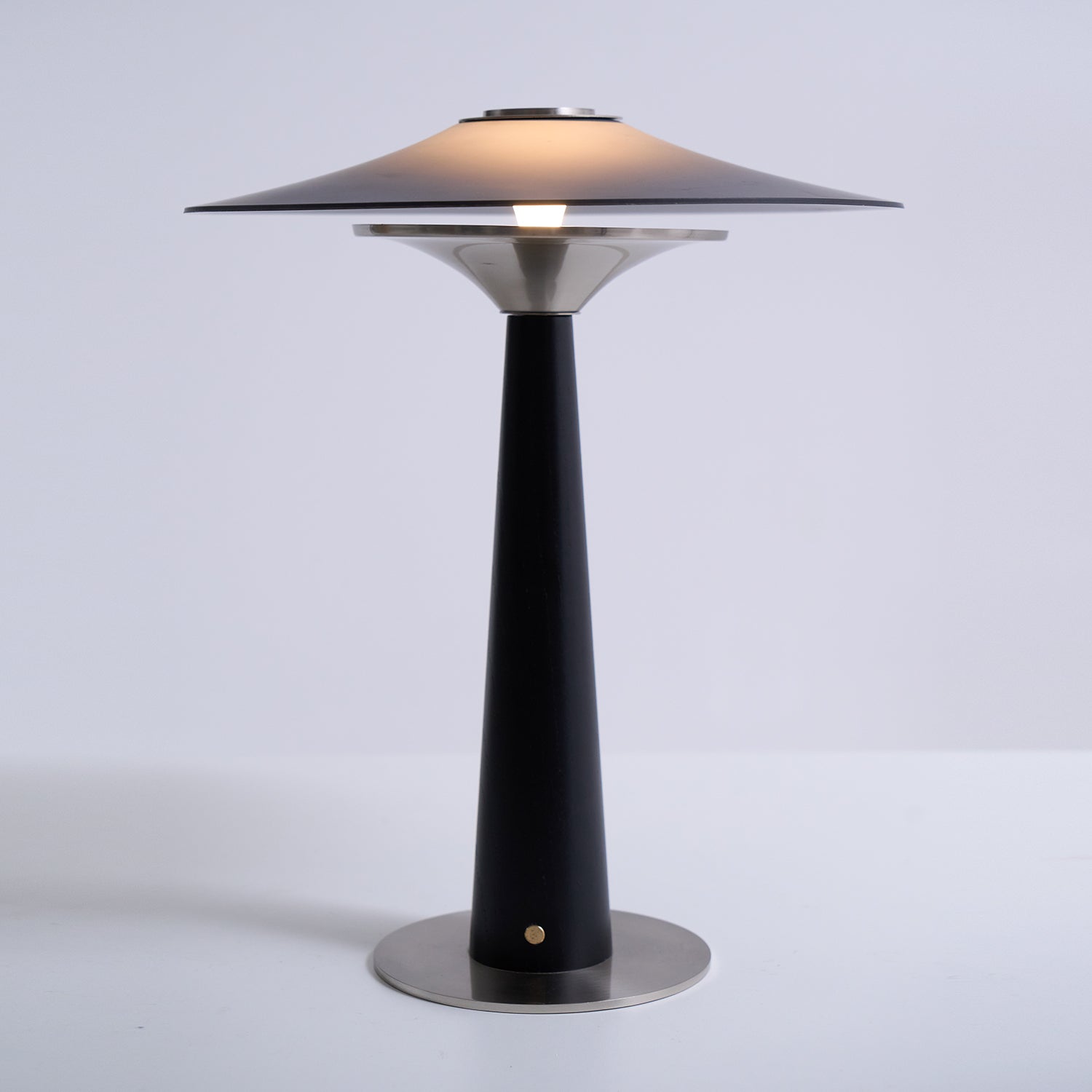 Kizu Peak Table Lamp - Modern LED Nightstand Light with Touch Control, Dimmable Warm White for Bedroom, Living Room, Office - Perfect for Reading, Relaxing & Decor