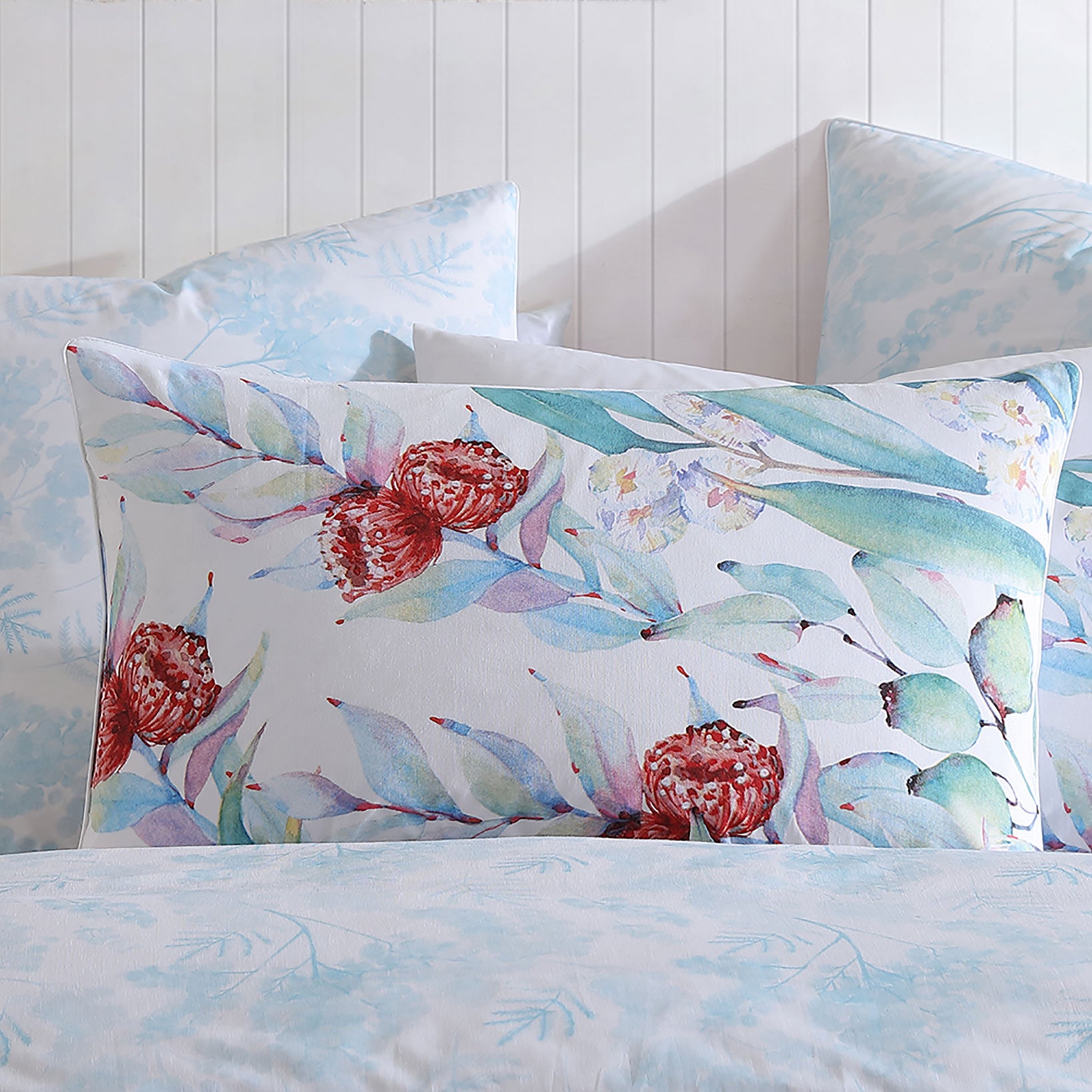 Luxury Kooka White Quilt Cover Set - Queen Size Bedding by Logan & Mason | Soft Cotton Duvet Cover for Master Bedroom, Guest Room & Hotel Use