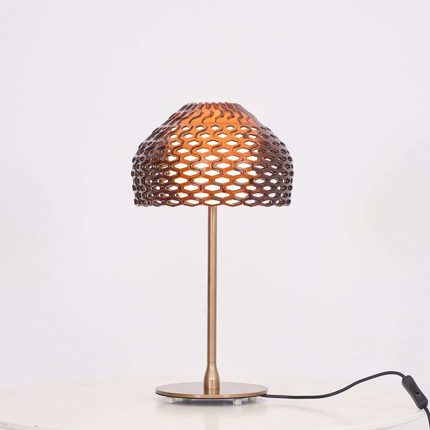 Stylish Armadillo Table Lamp - Modern Home & Office Decor Lighting for Bedroom, Living Room, and Study - Warm Ambient Light for Cozy Spaces