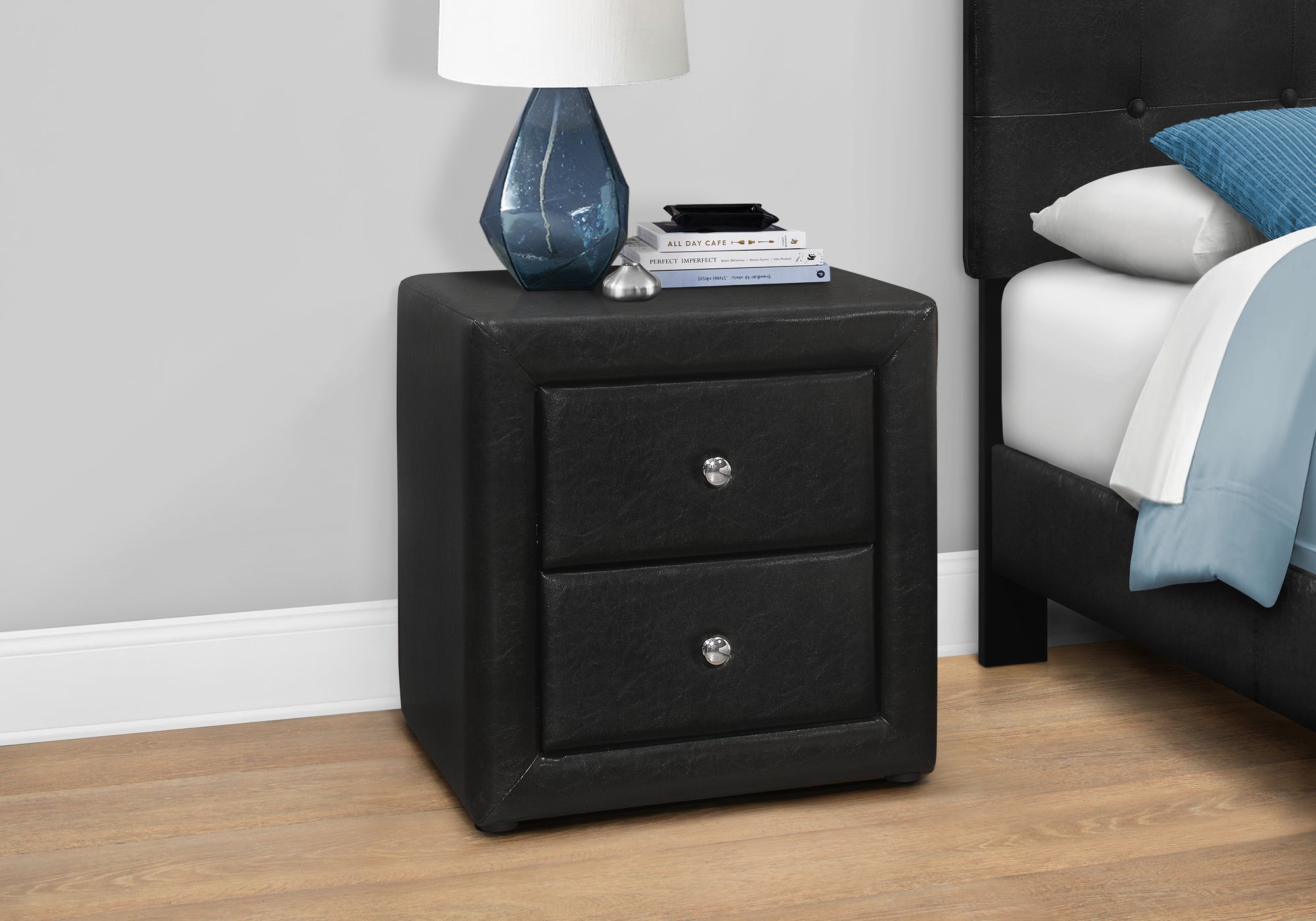 21H Black Leather Look Night Stand - Modern Bedside Table for Bedroom, Living Room & Office - Stylish Storage with Drawer & Shelf
