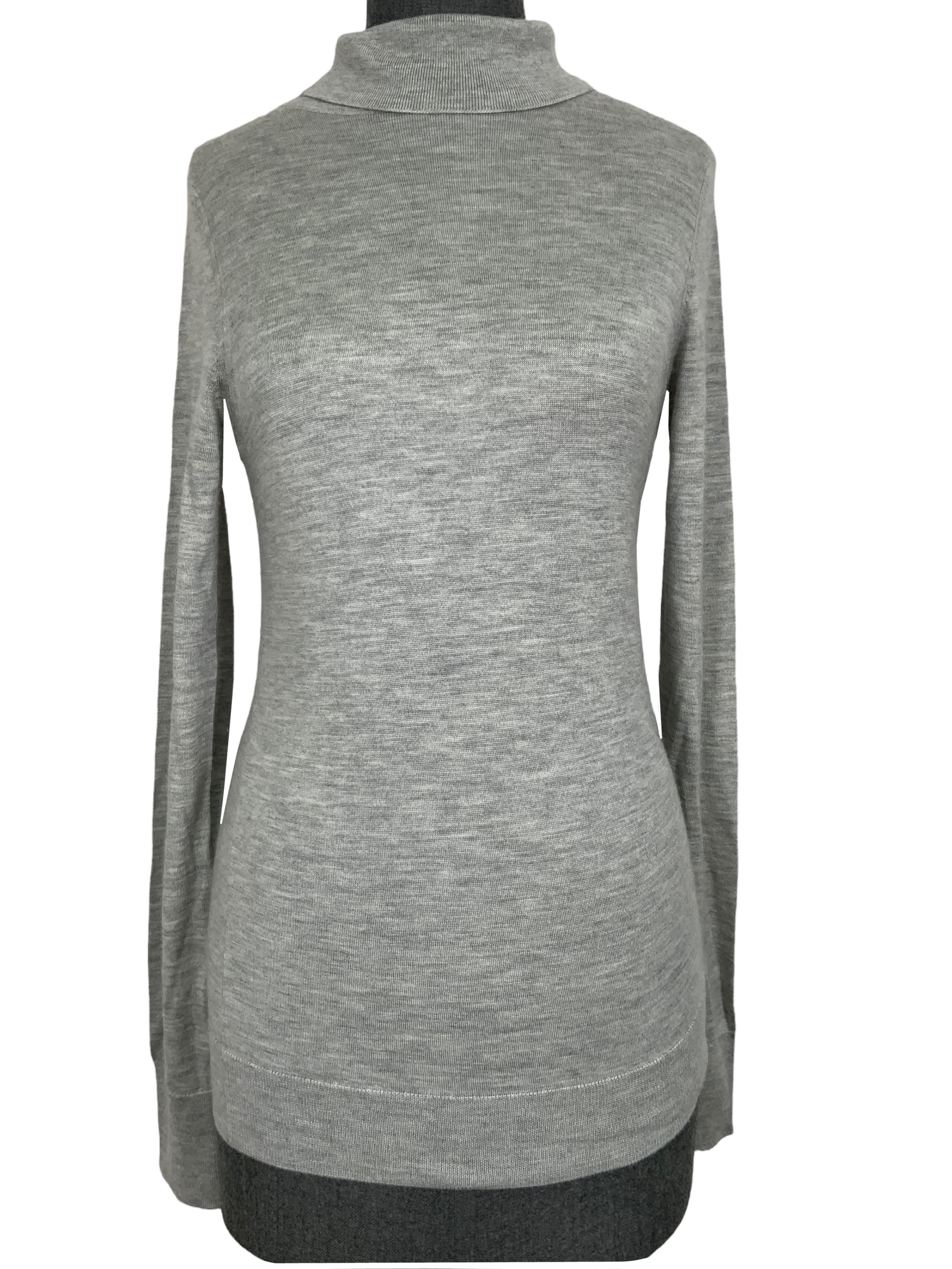 The Row Women's Cashmere Silk Blend Turtleneck Sweater - Size S - Soft & Luxurious Winter Pullover for Office & Evening Wear
