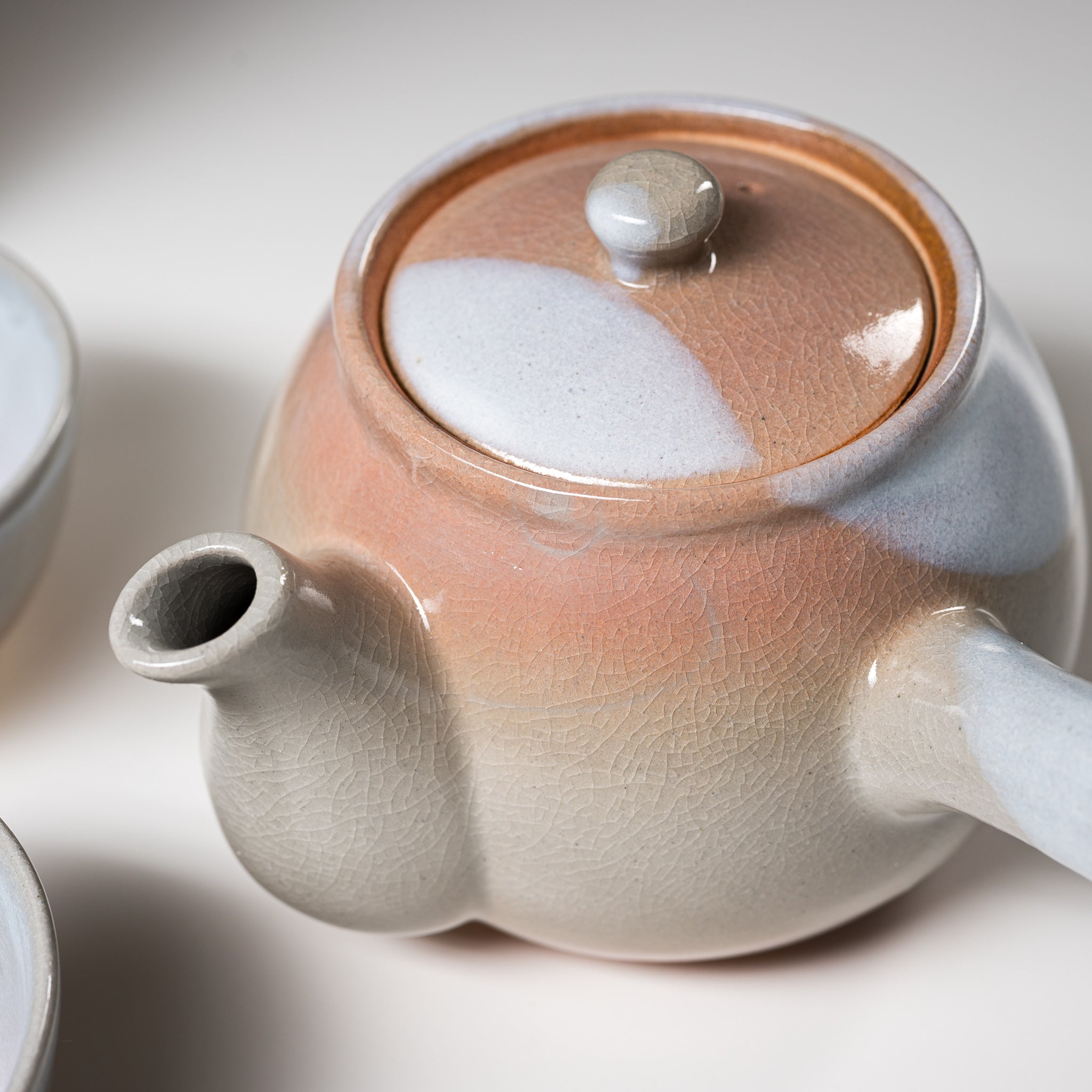 Premium Tenryu Kiln Hagi Ware Japanese Tea Set with Wooden Box - Authentic Hime Hagi Ceramic Teapot & Cups - Perfect for Traditional Tea Ceremonies, Home Decor & Gift Giving