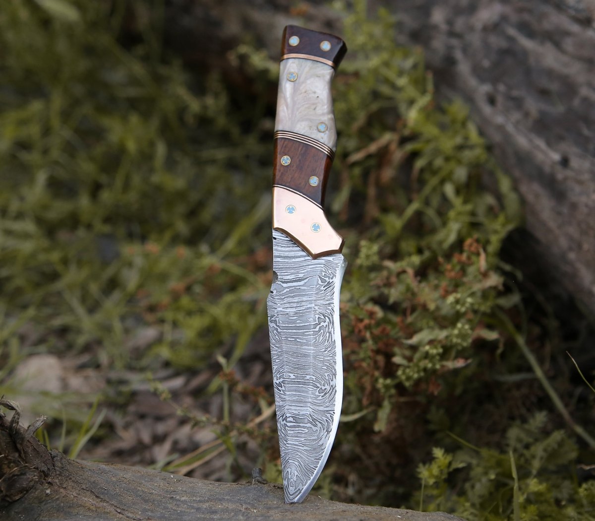 Premium Damascus Steel Hunting Knife with Mother of Pearl Inlay, Exotic Rosewood & Copper Handle - Perfect for Outdoor Adventures, Camping, and Survival Gear