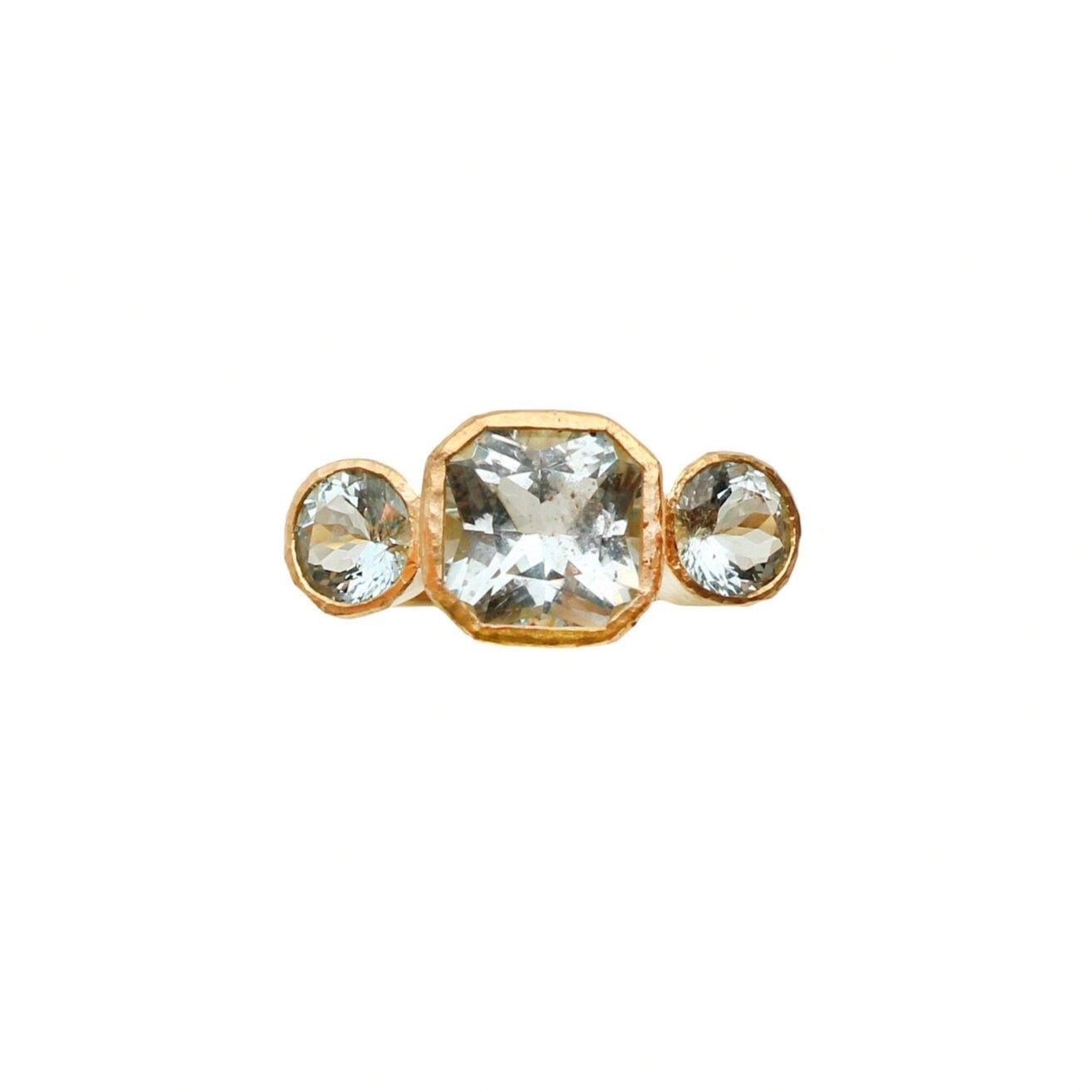 Elizabeth Locke Faceted Aquamarine Three Stone Ring - Elegant Blue Gemstone Jewelry for Women - Perfect for Weddings, Anniversaries & Special Occasions