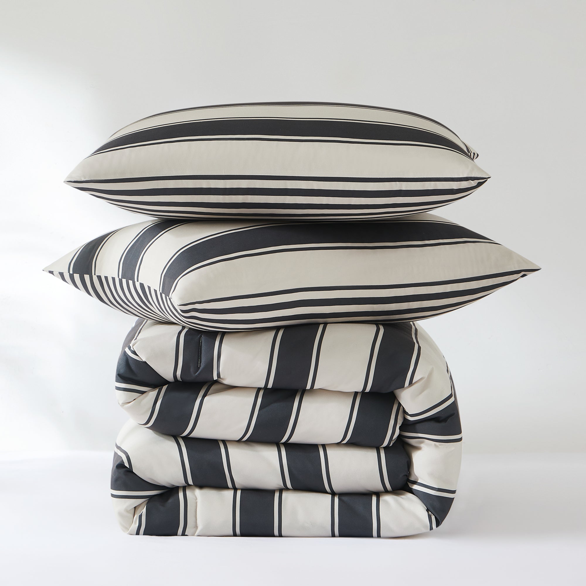 Gale Cabana Stripe Comforter Set - Queen Size Bedding, Soft & Breathable Cotton, Coastal Beach Style - Perfect for Guest Rooms, Vacation Homes & Summer Bedroom Decor