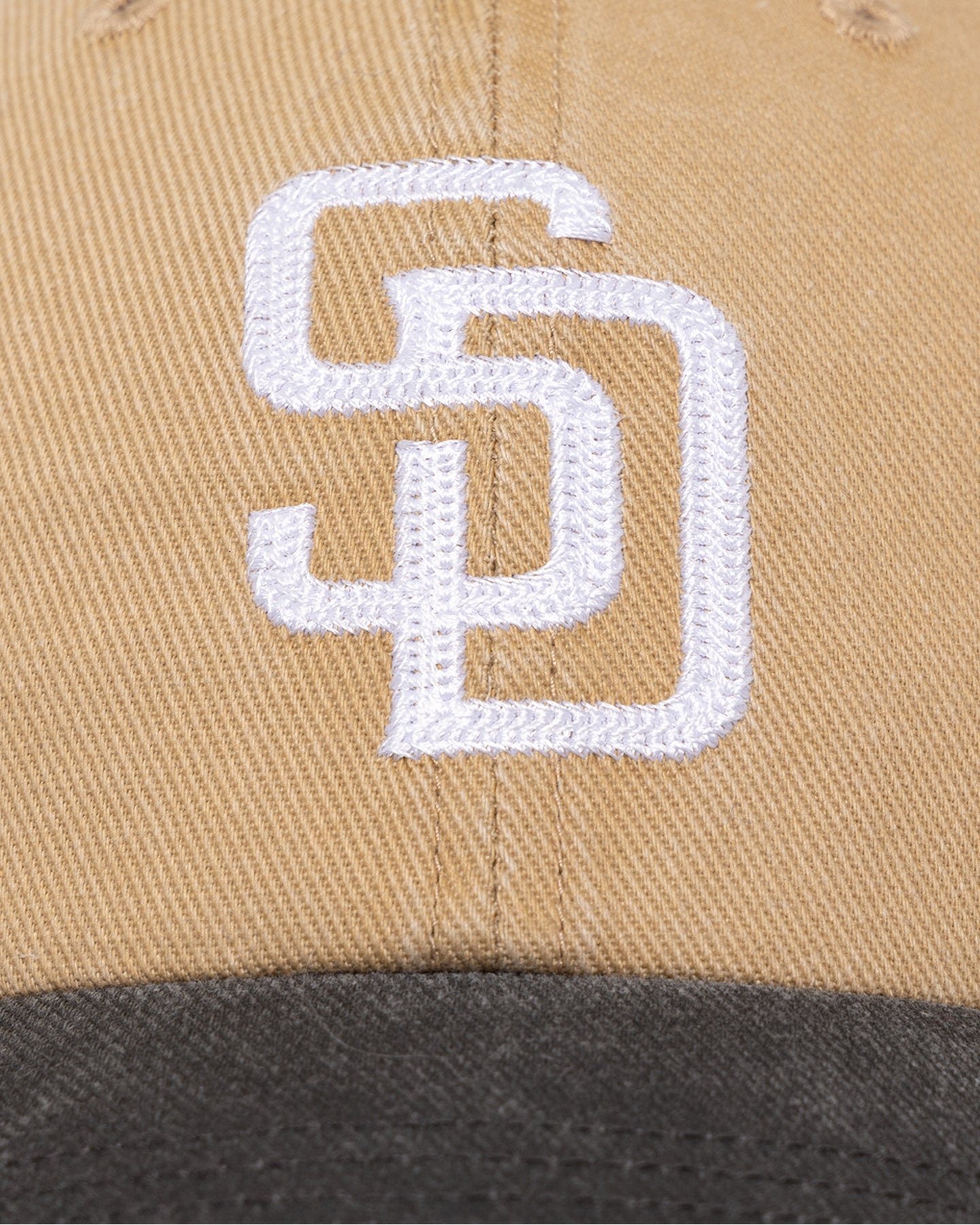47 Brand San Diego Padres 47 Clean Up Strapback Khaki Adjustable Hat - Official MLB Baseball Cap for Men & Women - Perfect for Games, Outdoor Activities & Casual Wear