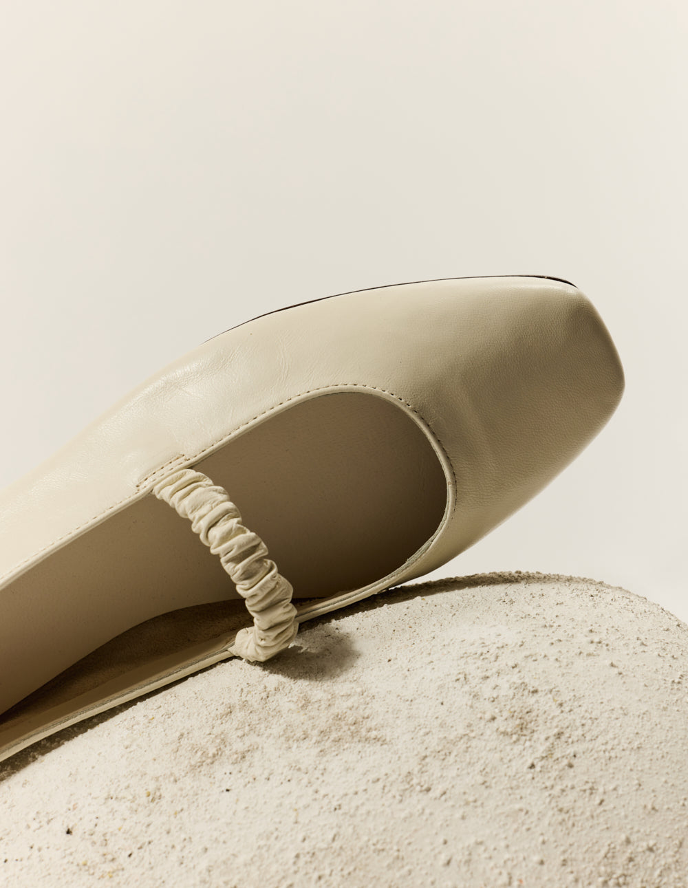 Serra Natural Leather Ballet Flats - Comfortable & Stylish Women's Shoes for Work, Casual Wear & Everyday Outfits