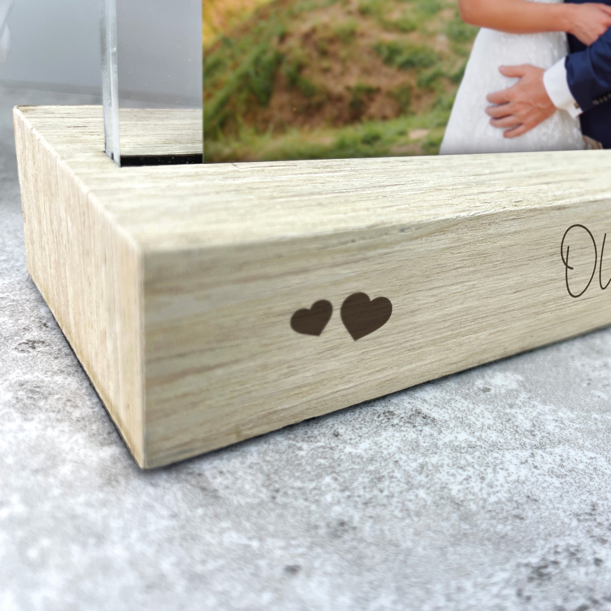 Personalized Wedding Script Wooden Photo Frame 6x4 Inch - Perfect for Wedding Photos, Anniversary Gifts & Home Decor