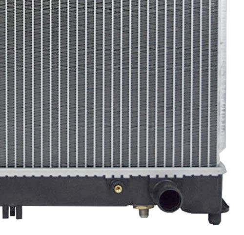 Suzuki Geo Radiator Replacement for 89-95 Sidekick & Tracker 1.6L Engine - Perfect for Off-Road Adventures & Daily Commuting