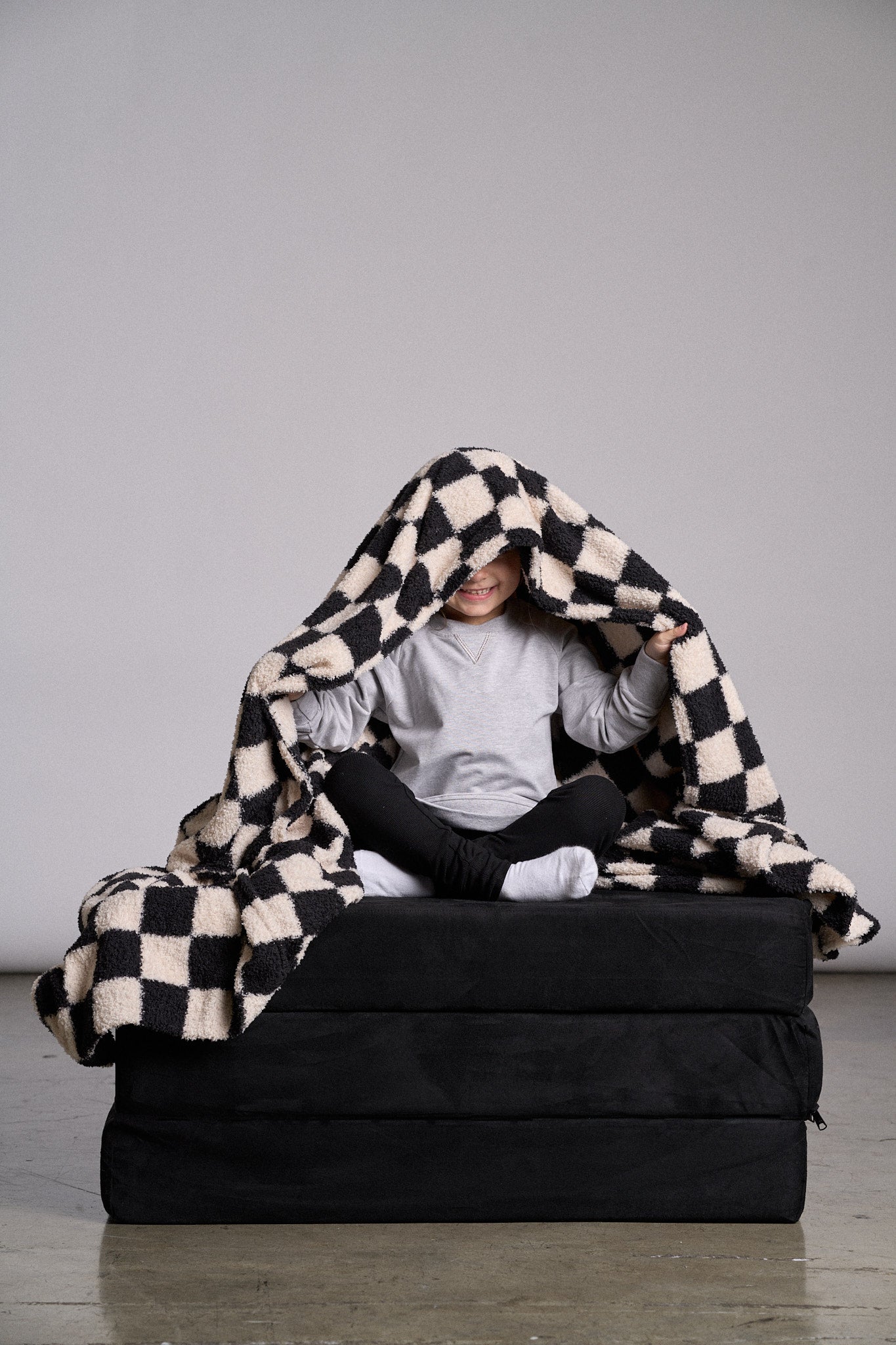 Soft Plush Blanket - Black Check Pattern - Cozy & Warm Fleece Throw for Bed, Couch, and Travel - Perfect for Home Decor, Gifts, and Relaxation