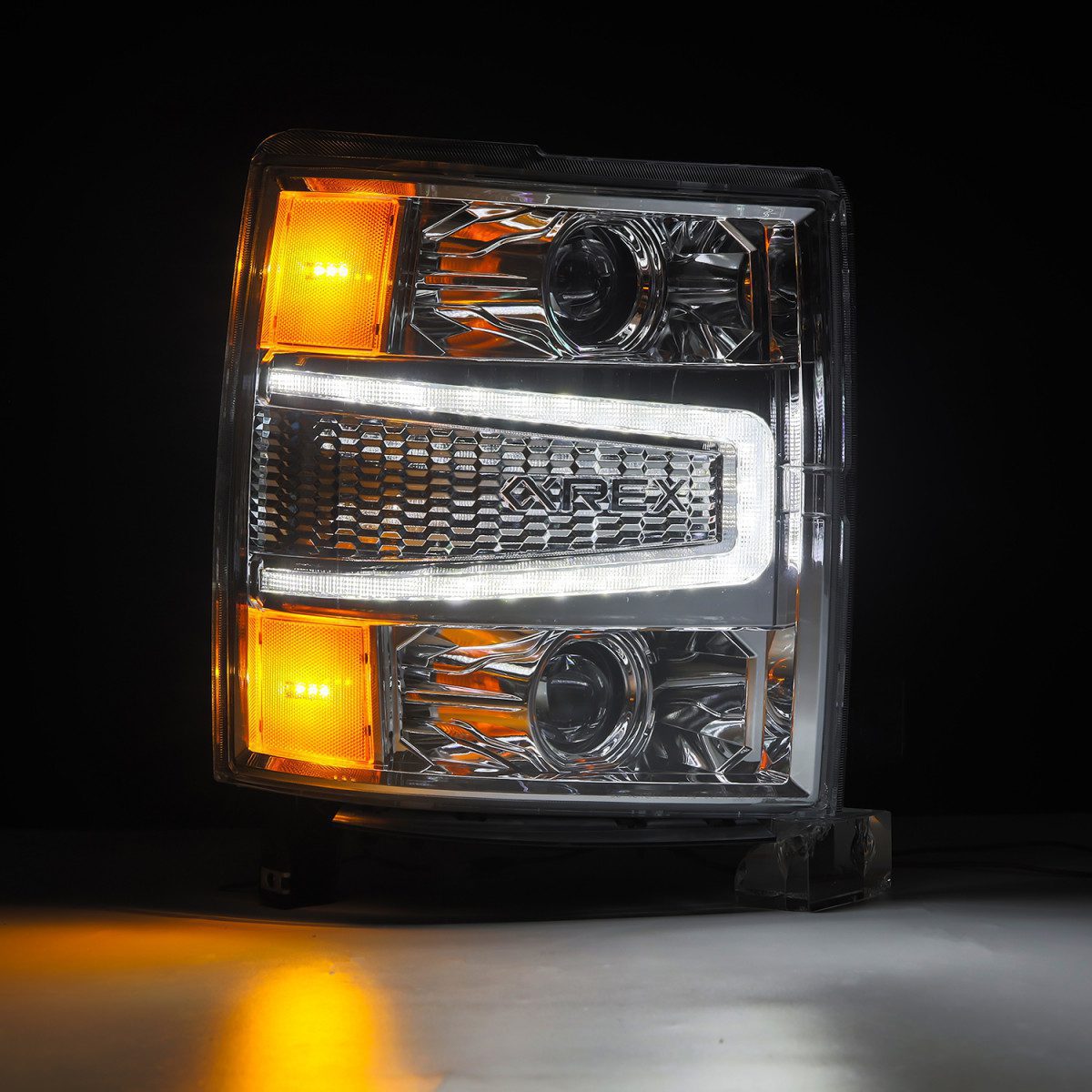 14-15 Chevrolet Silverado PRO Series Halogen Projector Headlights - Chrome Housing - Upgrade Your Truck Lighting for Night Driving & Off-Road Adventures