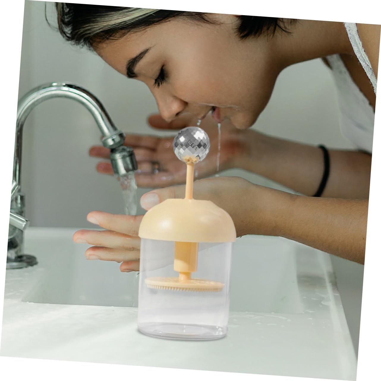 Portable Manual Foam Maker for Face Wash - Handheld Bubble Maker & Foaming Bottle for Skincare, Travel, and Daily Cleansing | Perfect for Home, Gym, and On-the-Go Use