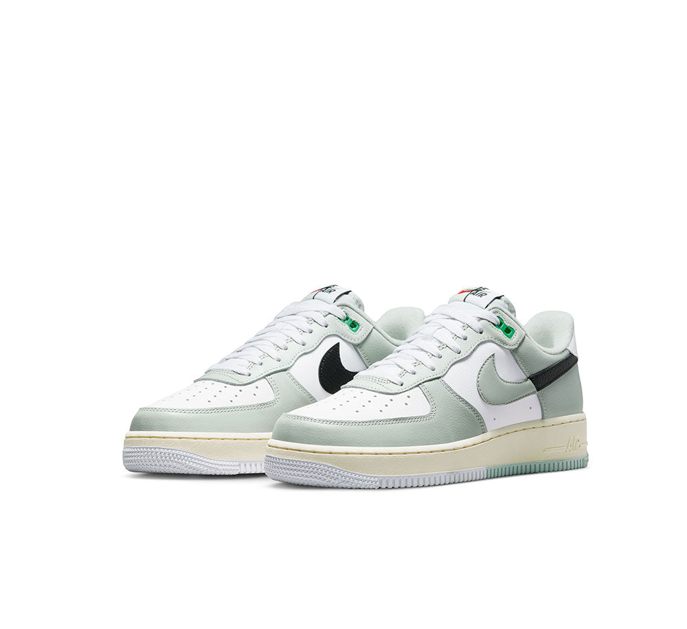Nike Air Force 1 '07 LV8 Sneakers - Men's/Women's White Leather Basketball Shoes - Perfect for Streetwear, Casual Wear & Sneaker Collection