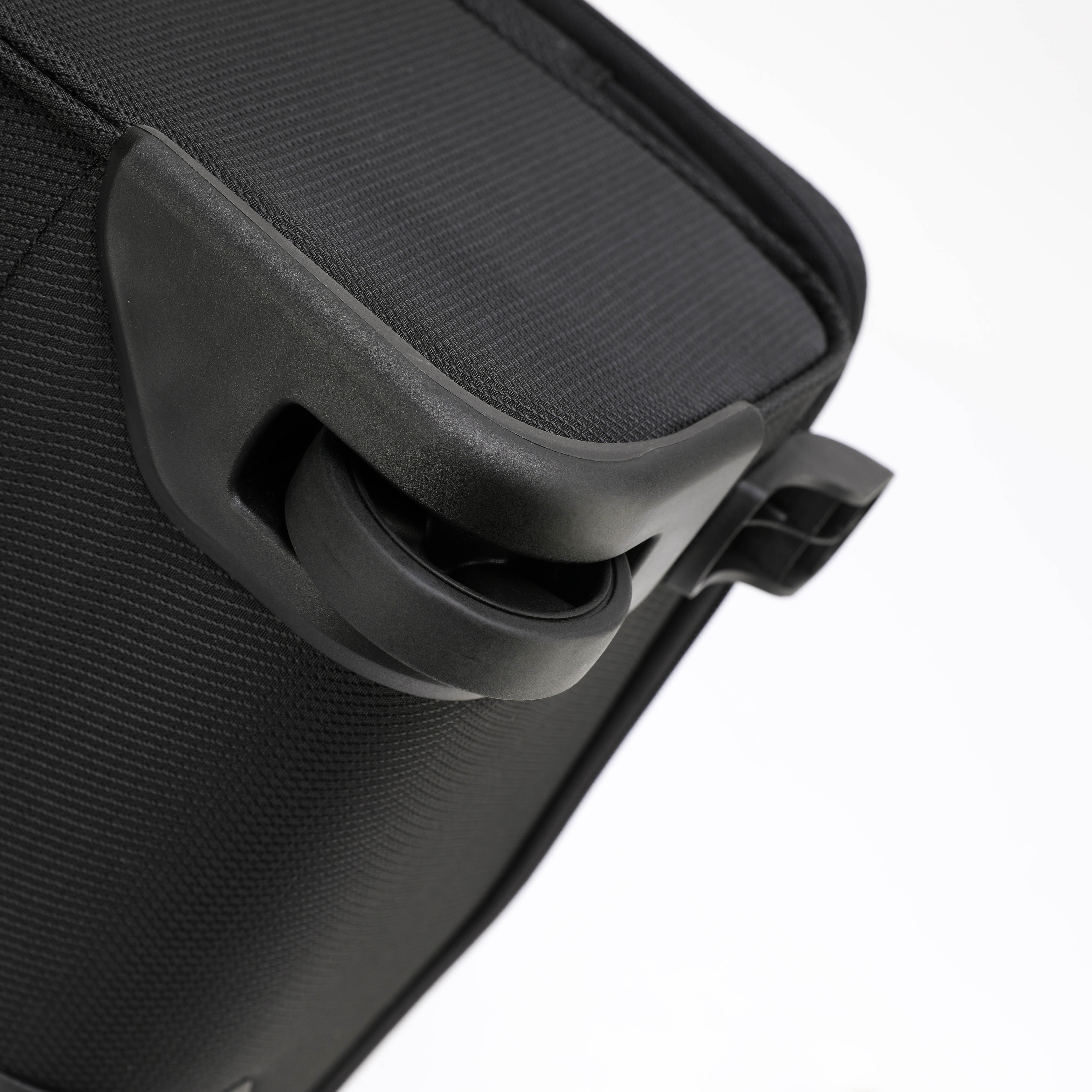 Tosca AIR5055 Lightweight Two-Wheel Luggage Set of 3 - Black | Perfect for Business Travel & Weekend Getaways