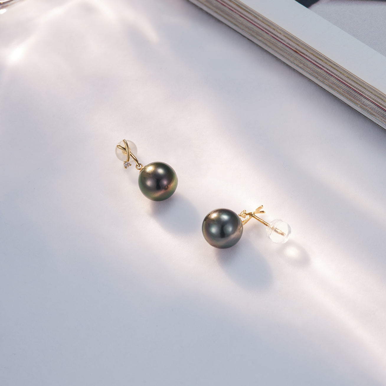 18K Solid Gold Diamond Tahitian Pearl Earrings KE00128 – Luxury Pearl Jewelry for Women, Elegant Gift for Weddings, Anniversaries & Special Occasions
