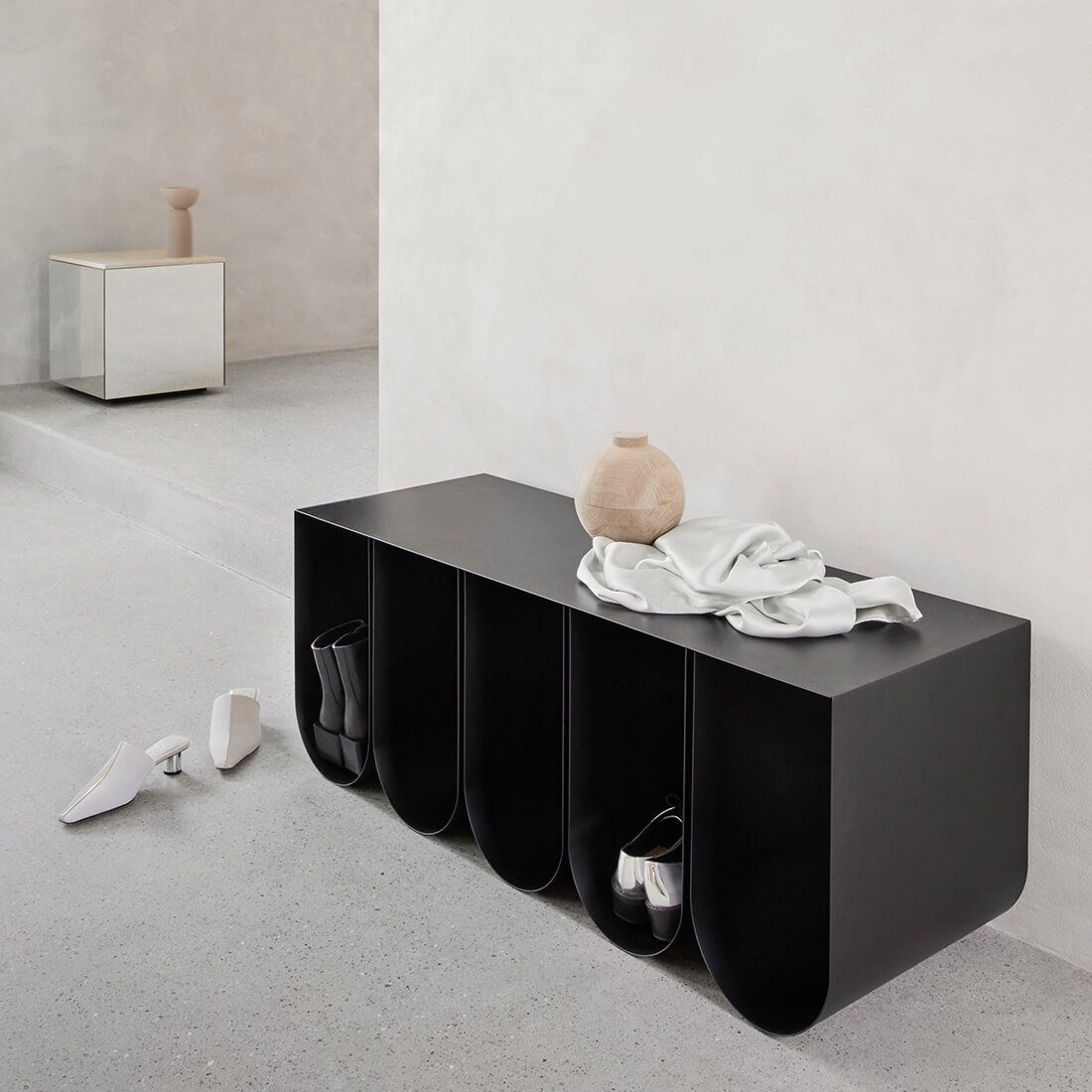 Kristina Dam Studio Modern Curved Bench in Black - Stylish and Comfortable Seating for Living Room, Bedroom, or Entryway